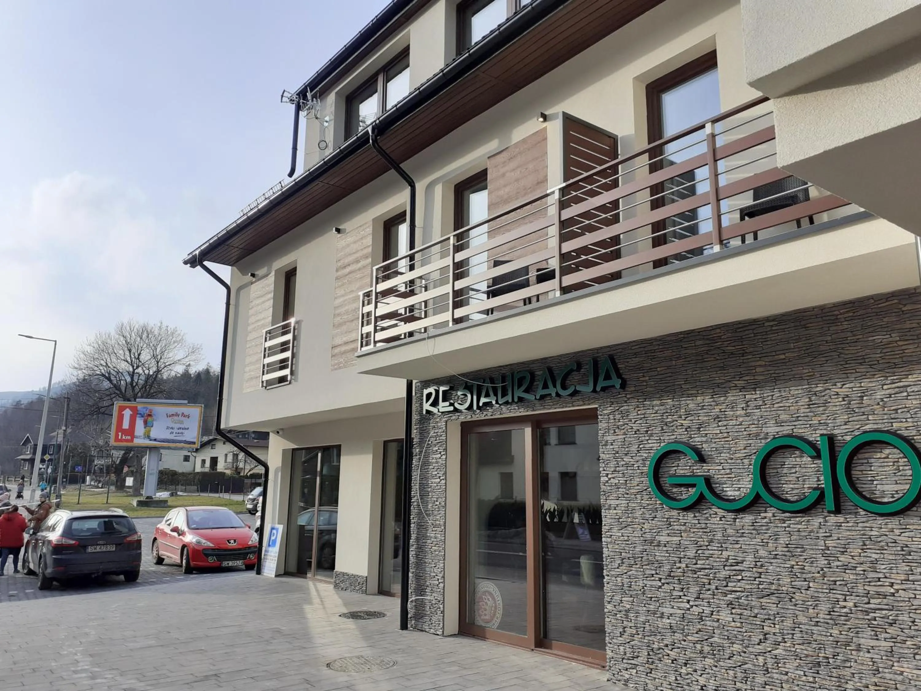 Property building in Gucio - pokoje z restauracją Szczyrk