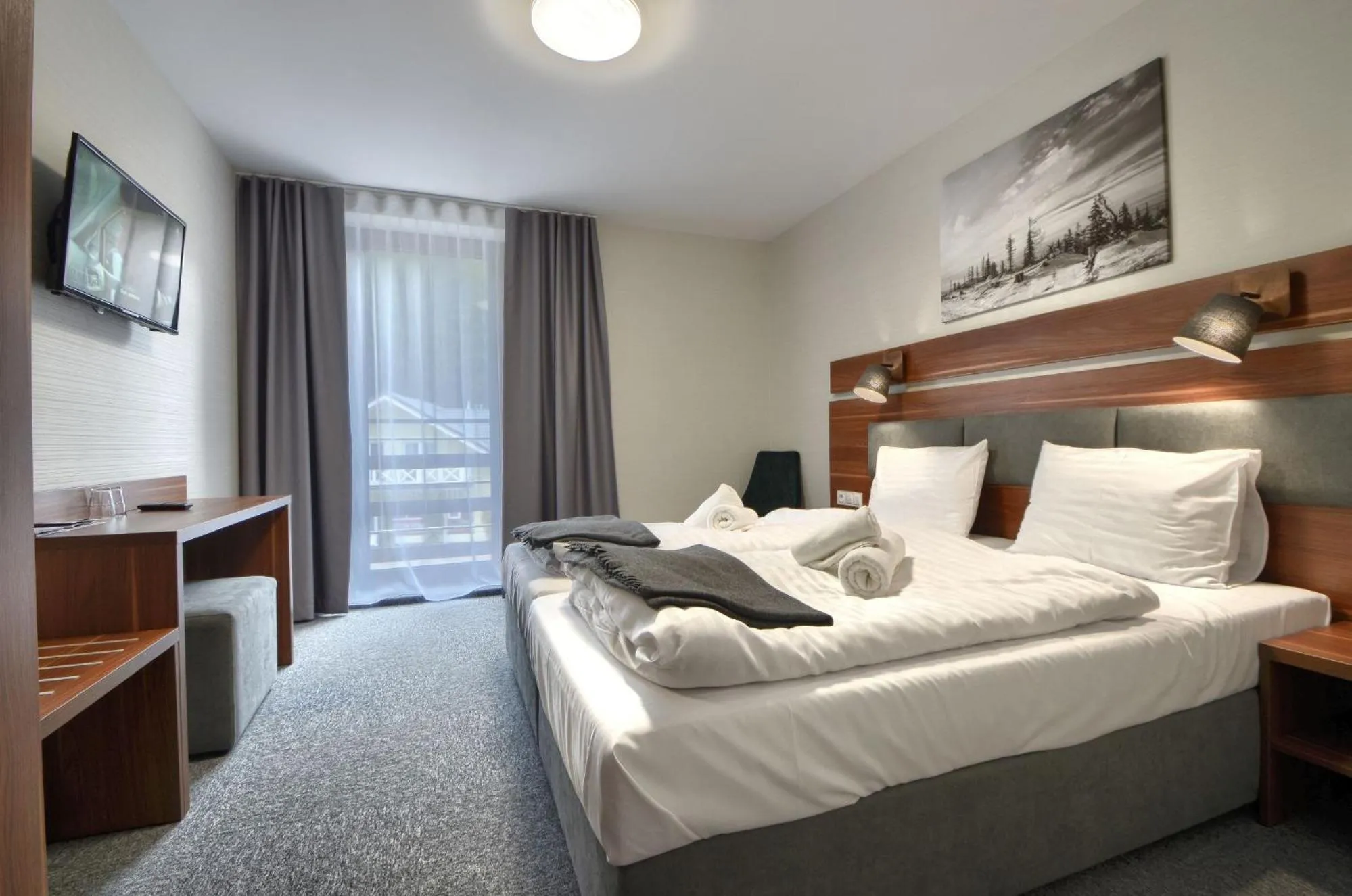 Bed in Gucio - pokoje z restauracją Szczyrk