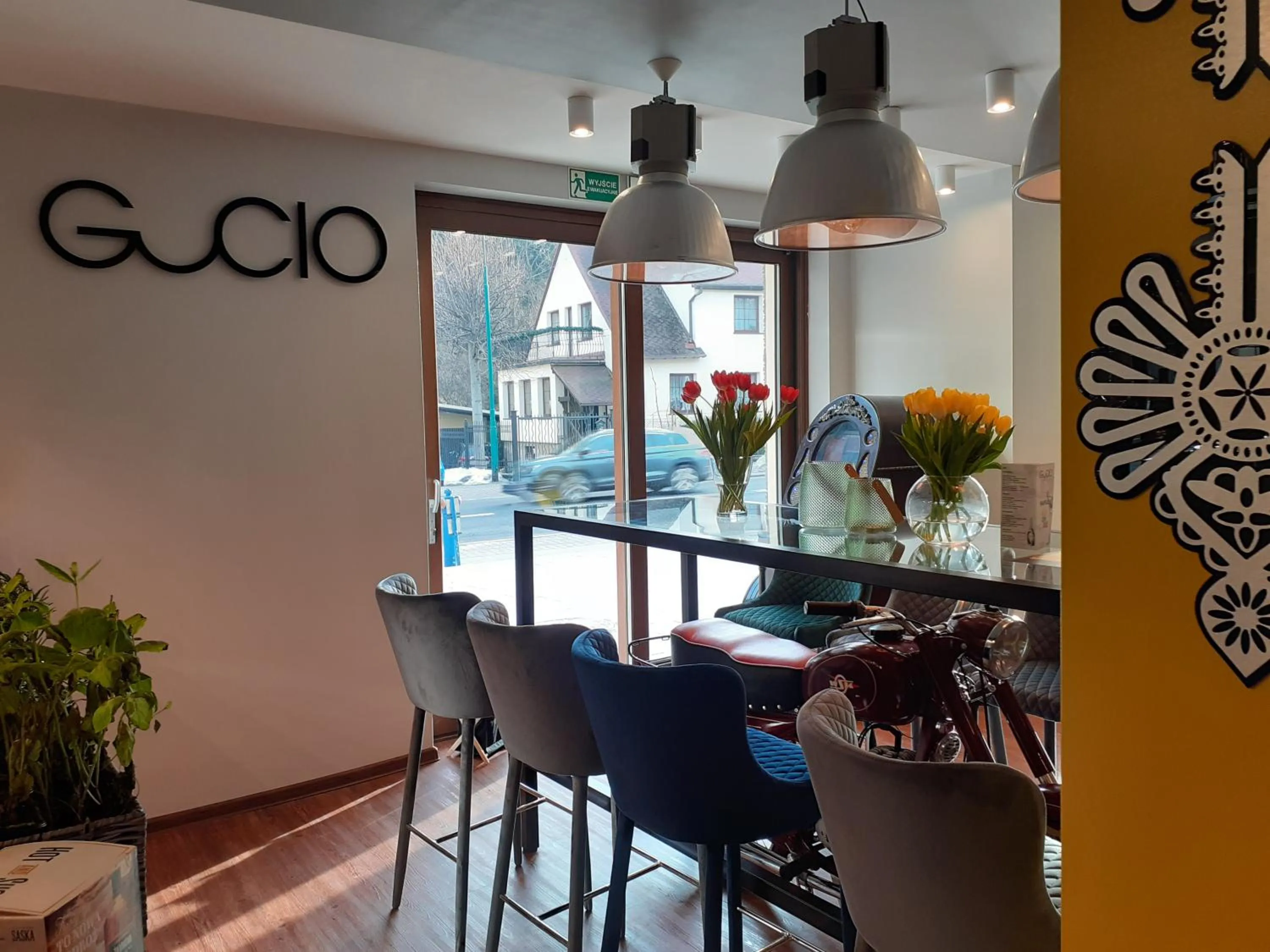 Gucio - pokoje z restauracją Szczyrk