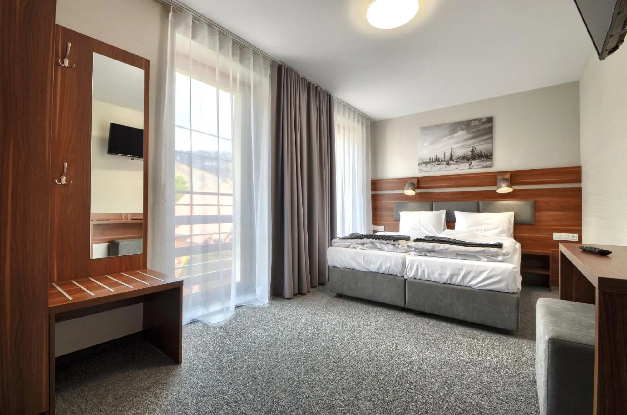 Bed in Gucio - pokoje z restauracją Szczyrk