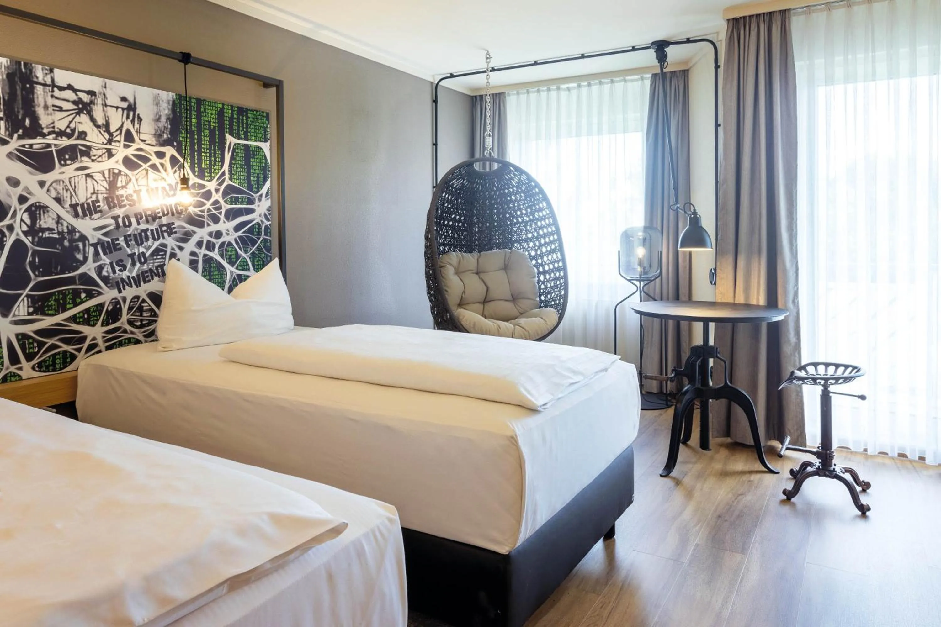 Seating area, Bed in Seminaris Hotel Bad Boll