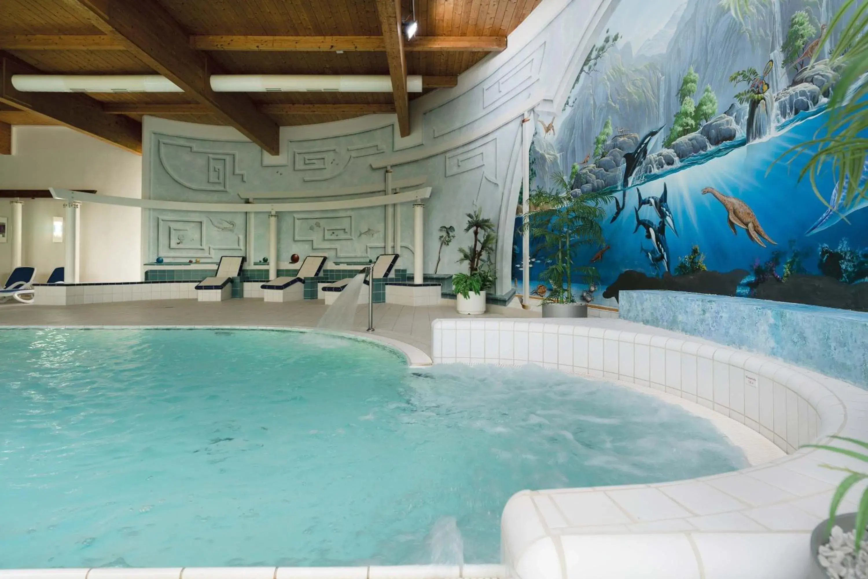 Swimming pool in Seminaris Hotel Bad Boll Swimming pool in Seminaris Hotel Bad Boll