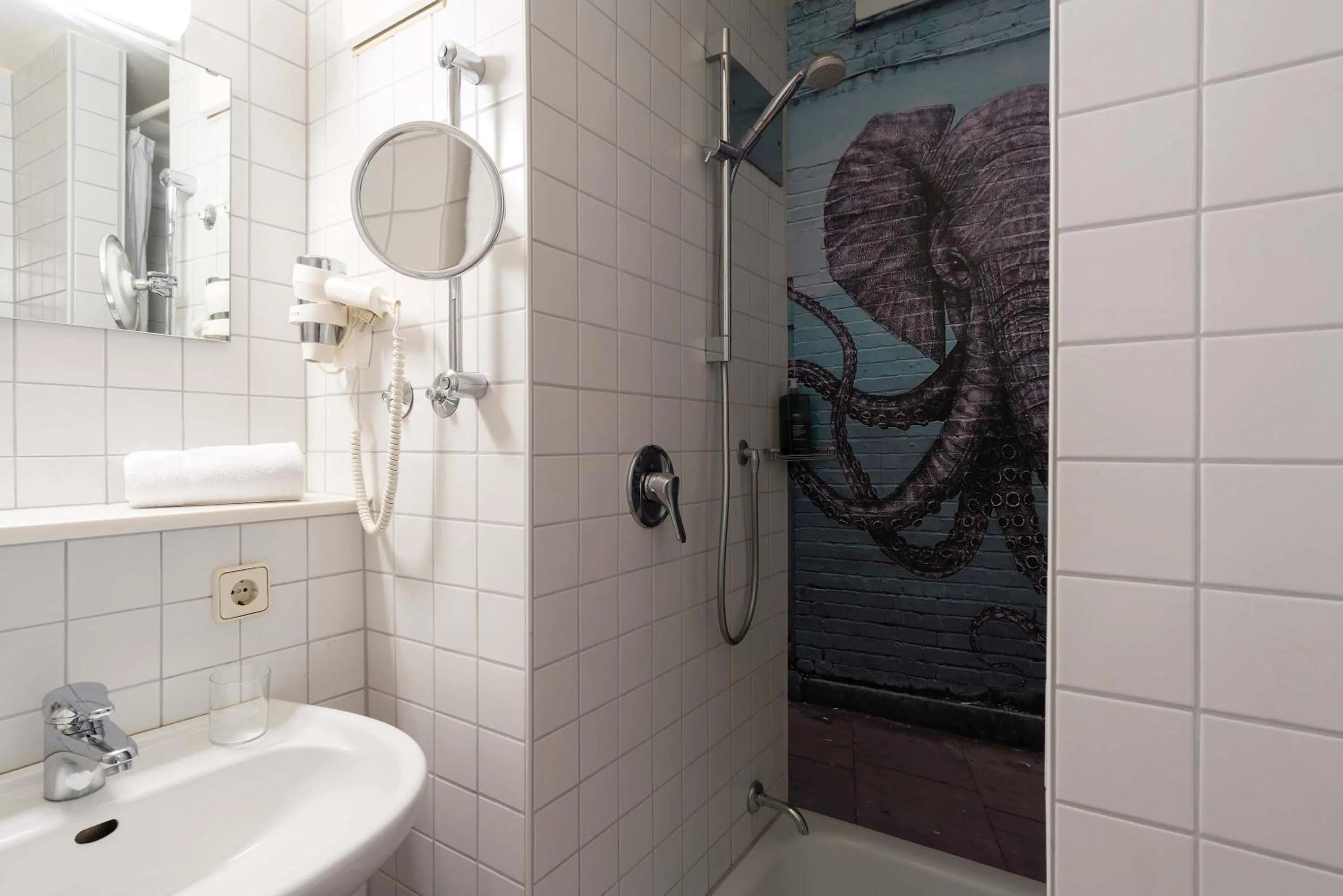 Shower in Seminaris Hotel Bad Boll