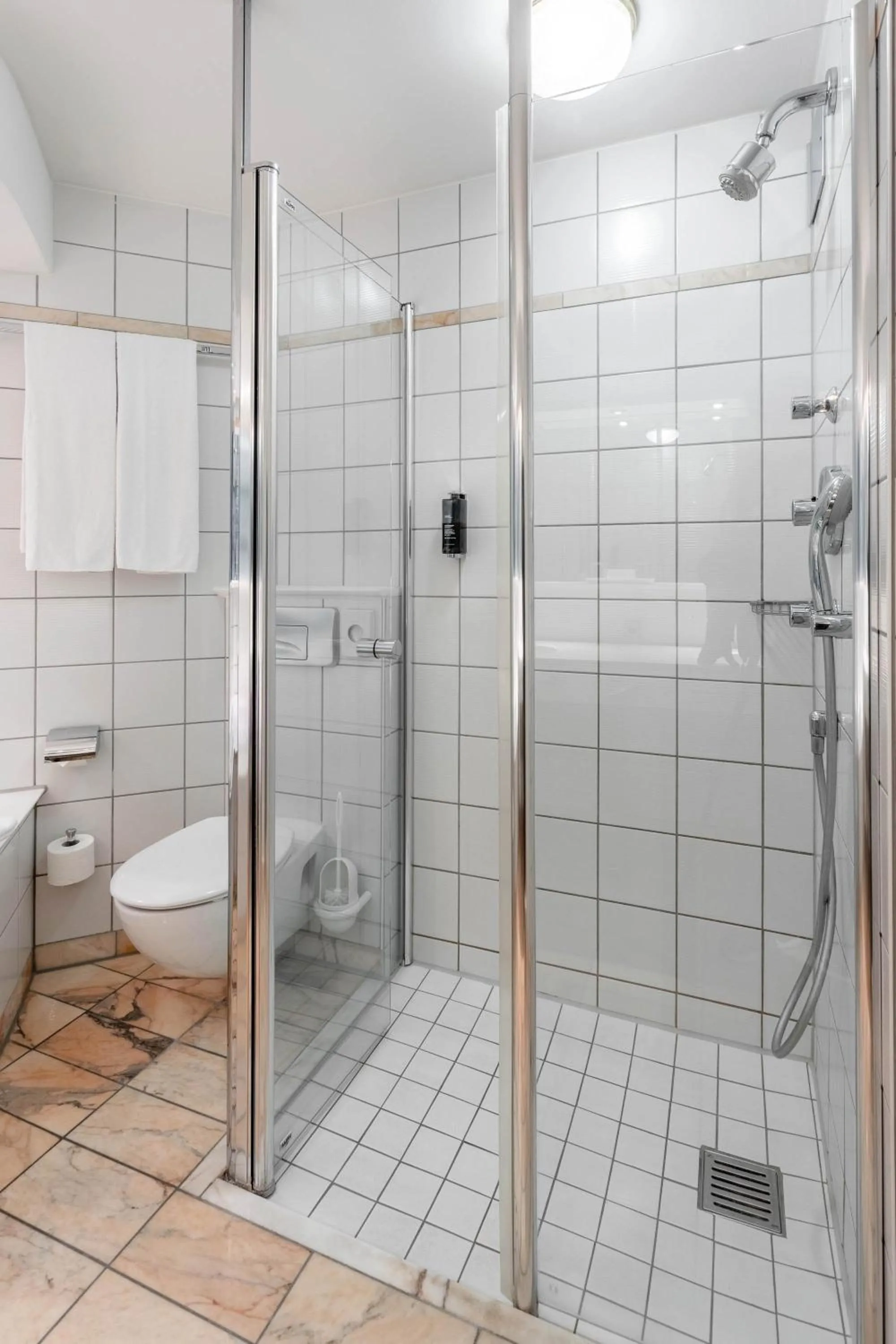 Shower in Seminaris Hotel Bad Boll