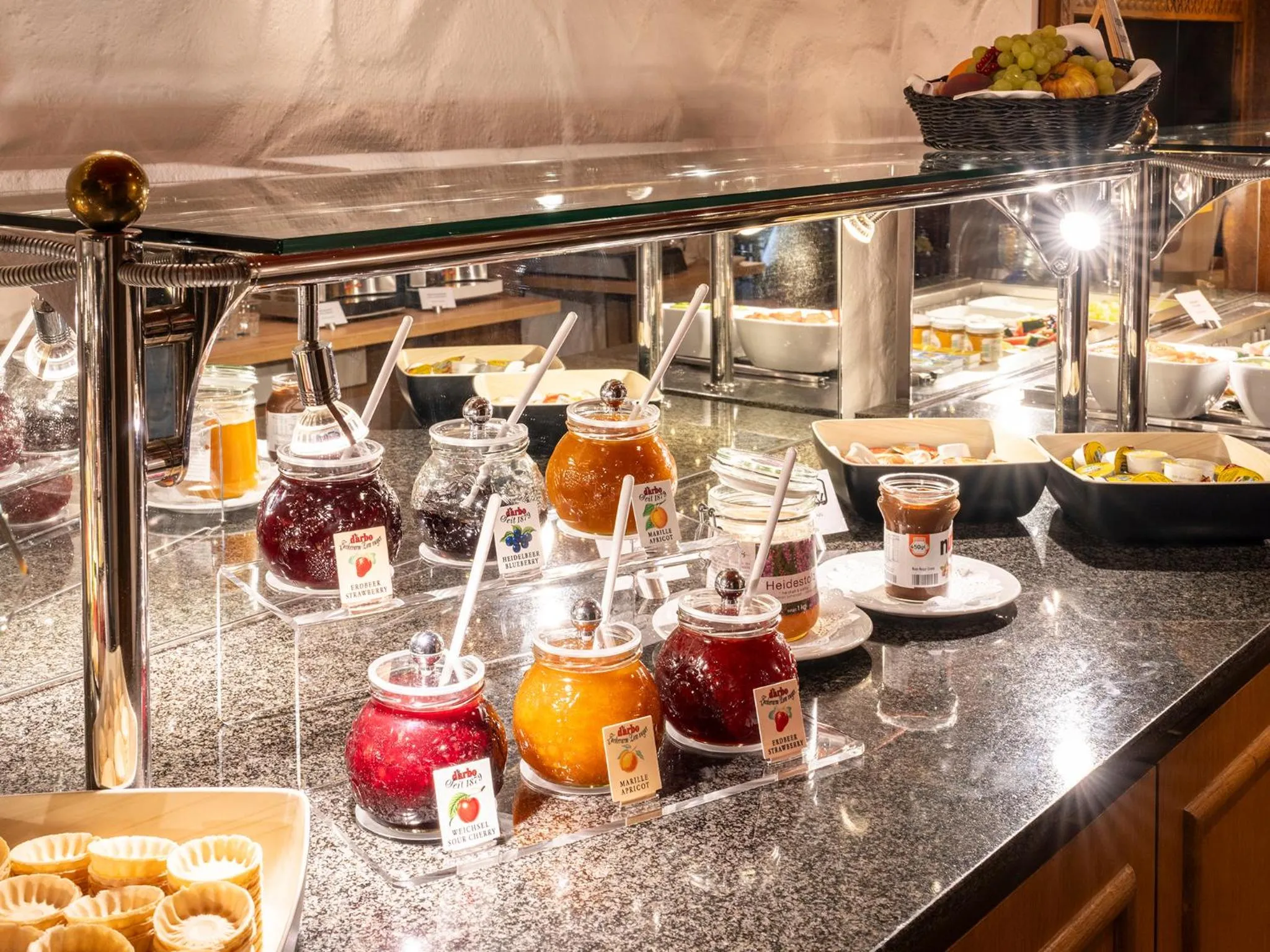 Buffet breakfast in Best Western Hotel Heidehof