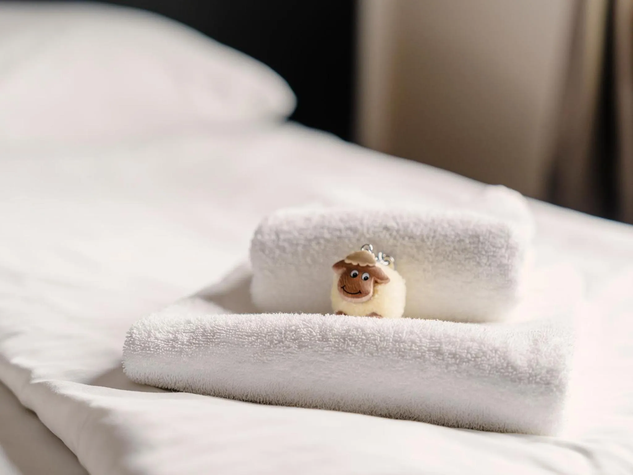 towels, Bed in Best Western Hotel Heidehof