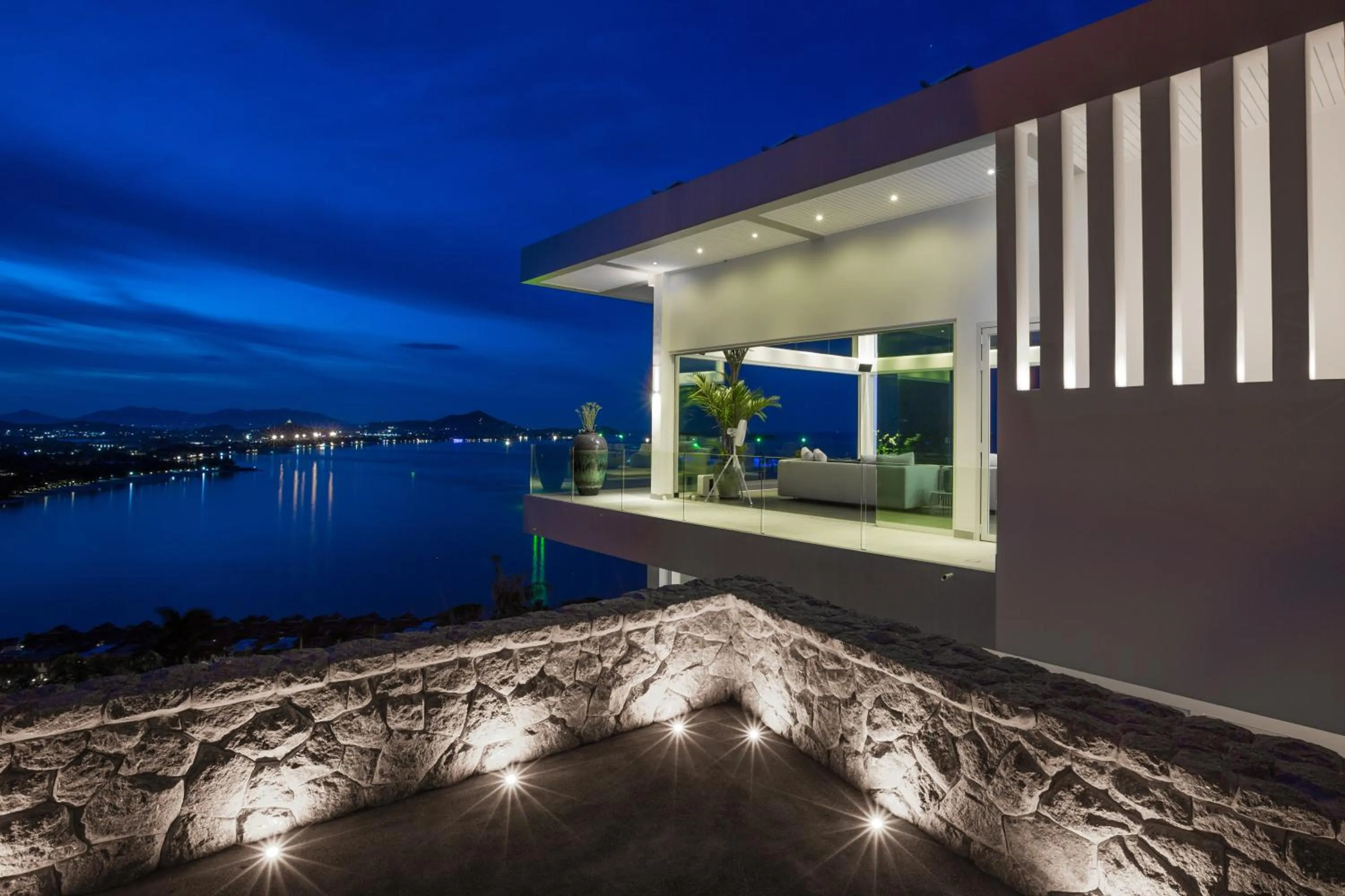 Facade/entrance in Panoramic Duplex Studio