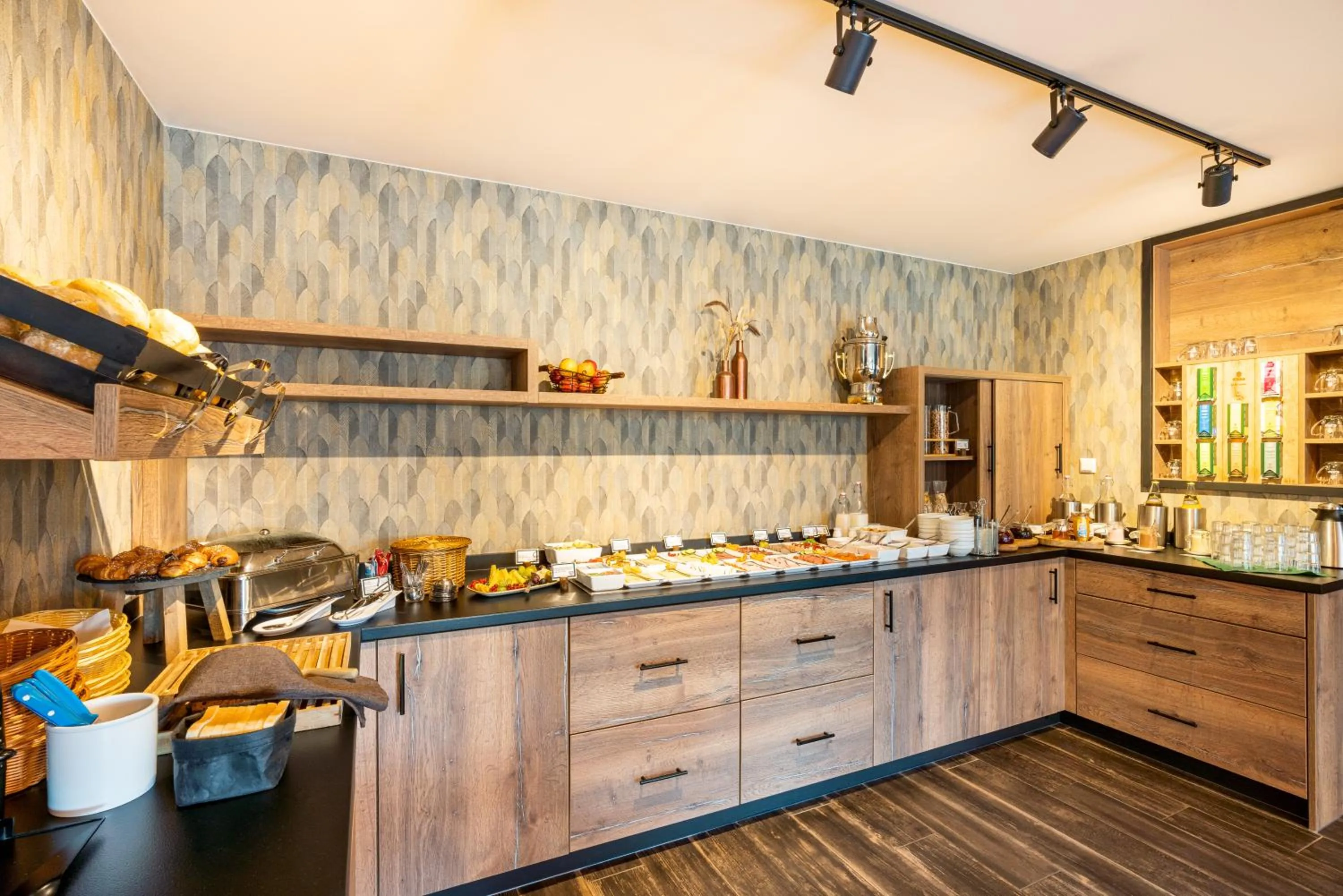 Buffet breakfast in Hotel Buchenpark