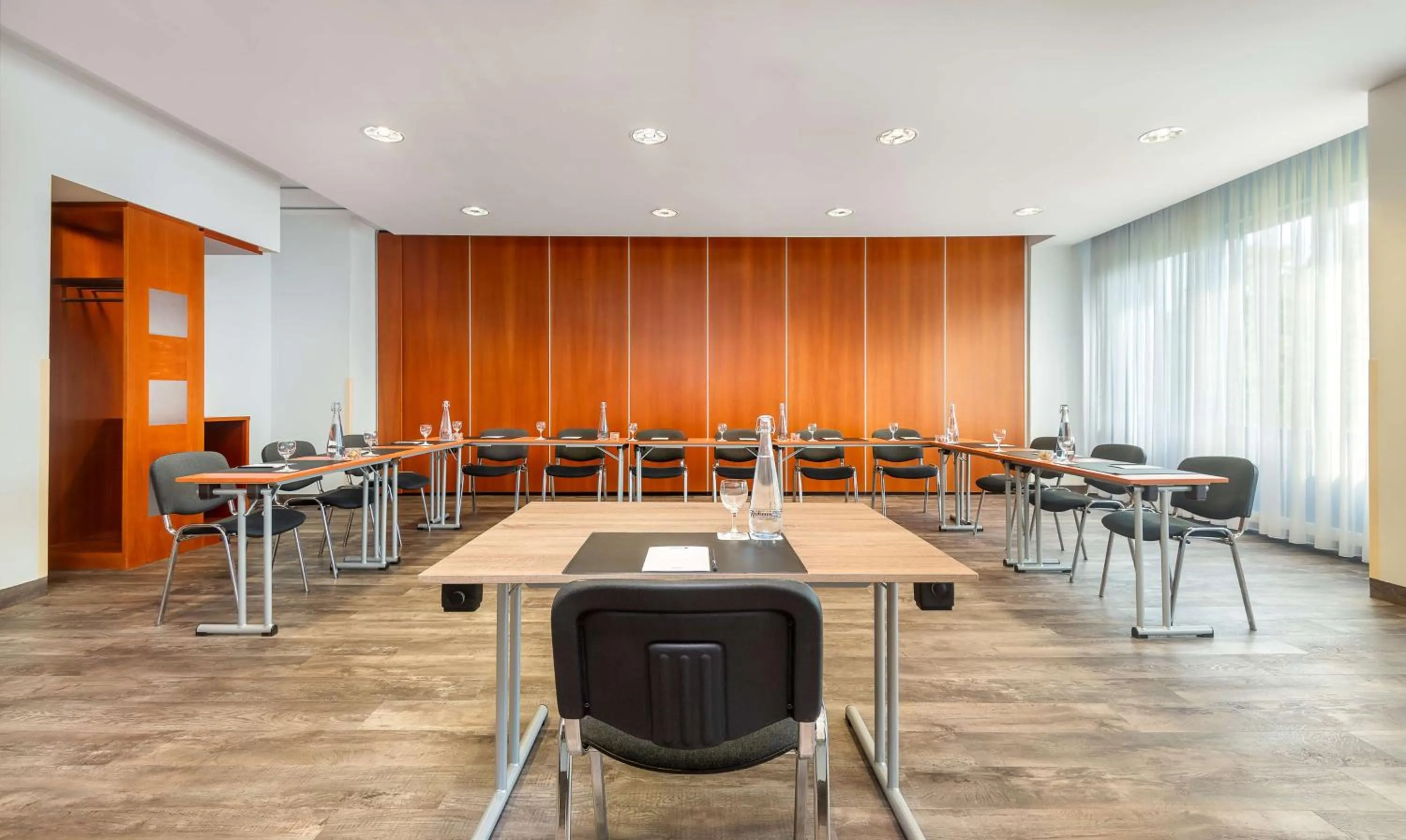 Meeting/conference room in Radisson Blu Fürst Leopold Hotel