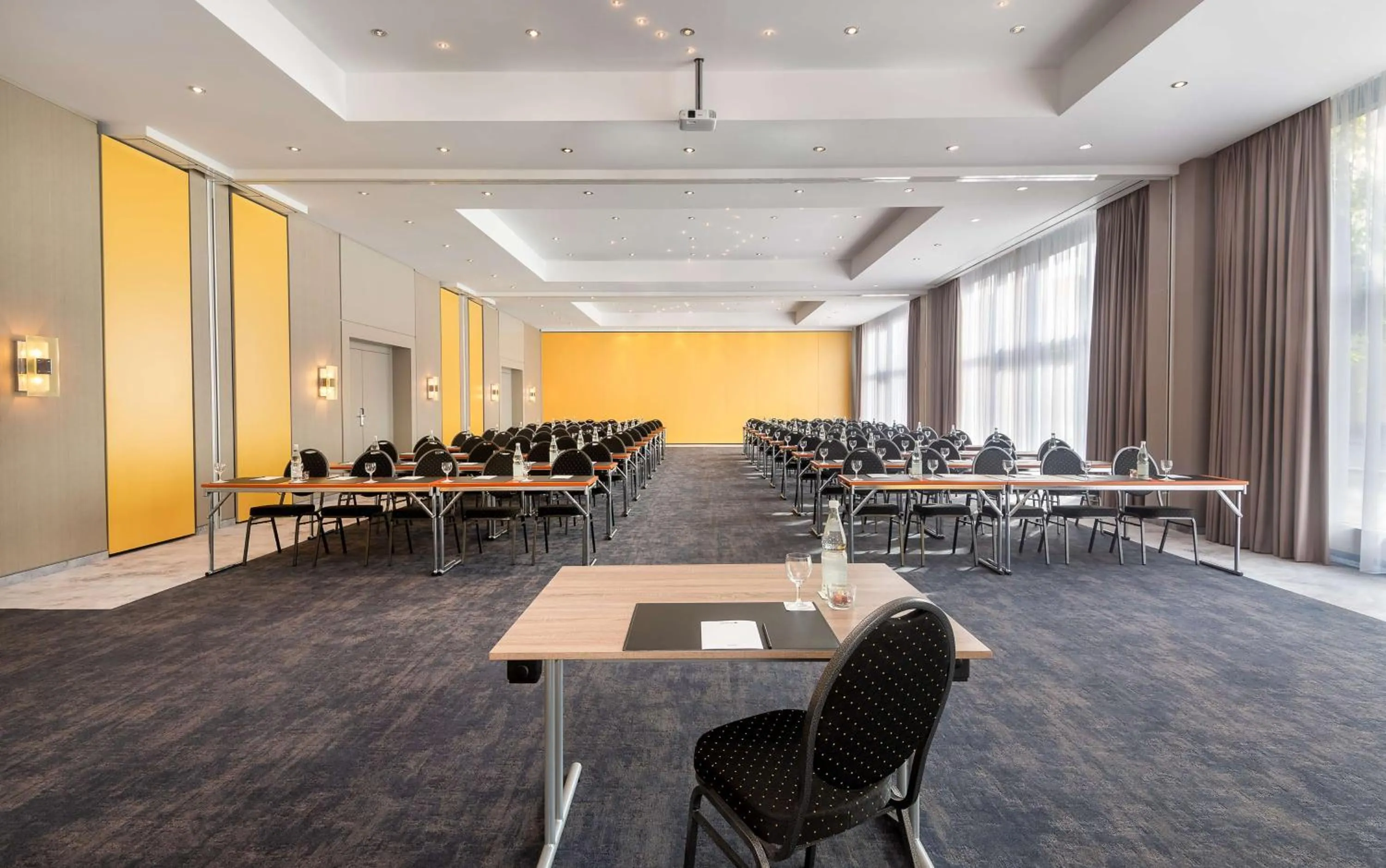Meeting/conference room in Radisson Blu Fürst Leopold Hotel