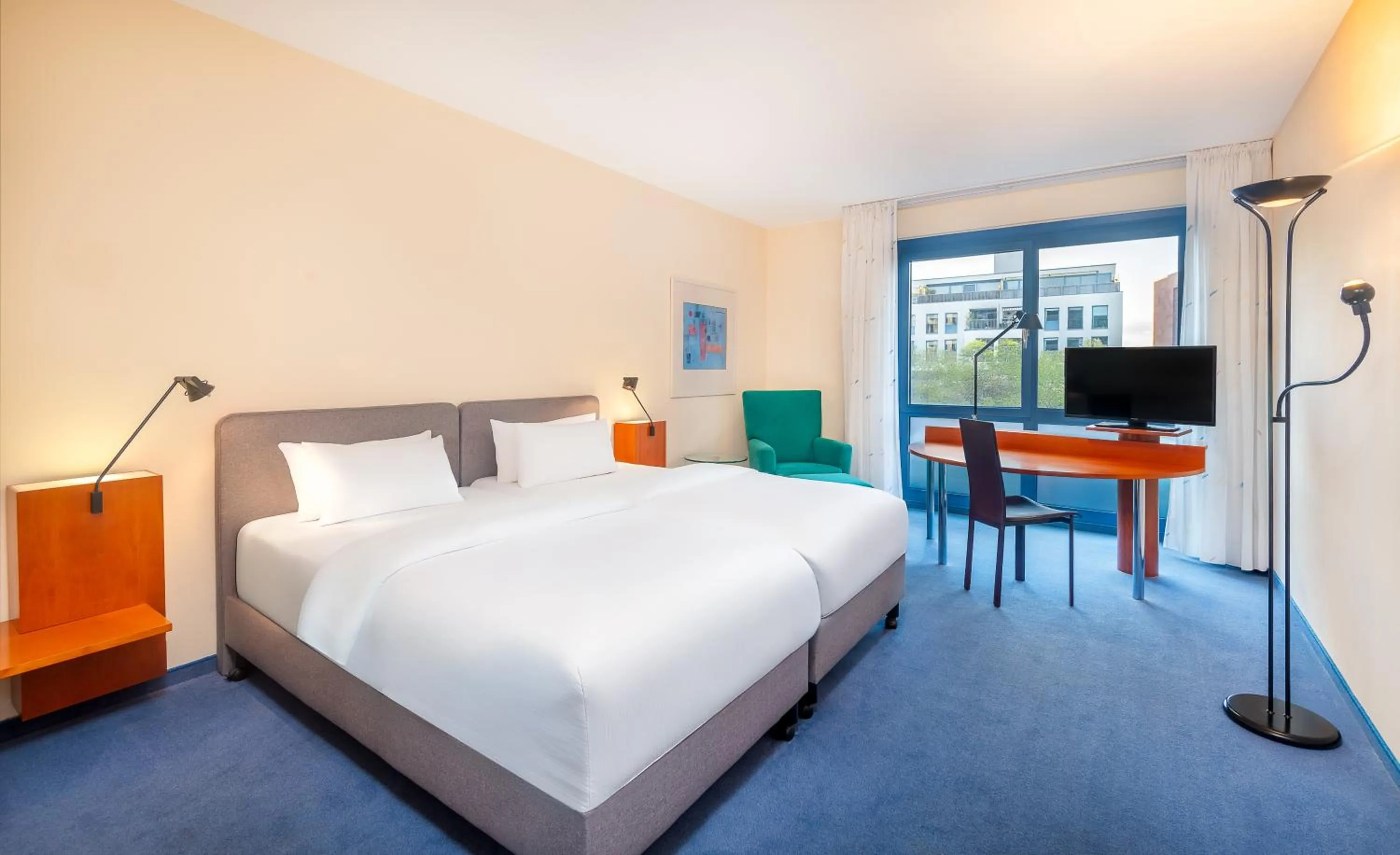 Photo of the whole room, Bed in Radisson Blu Fürst Leopold Hotel