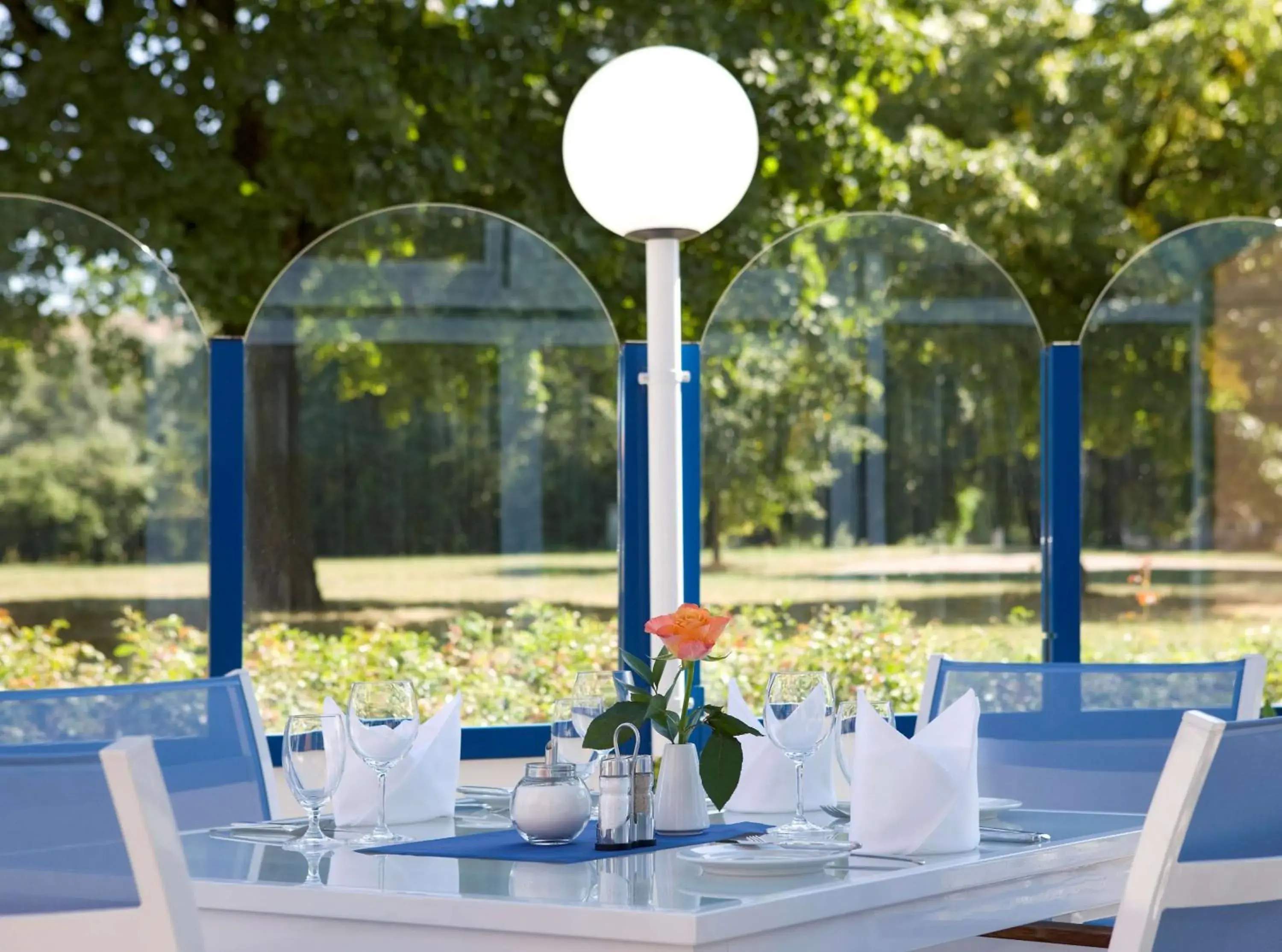 Restaurant/places to eat in Radisson Blu Fürst Leopold Hotel Restaurant/places to eat in Radisson Blu Fürst Leopold Hotel