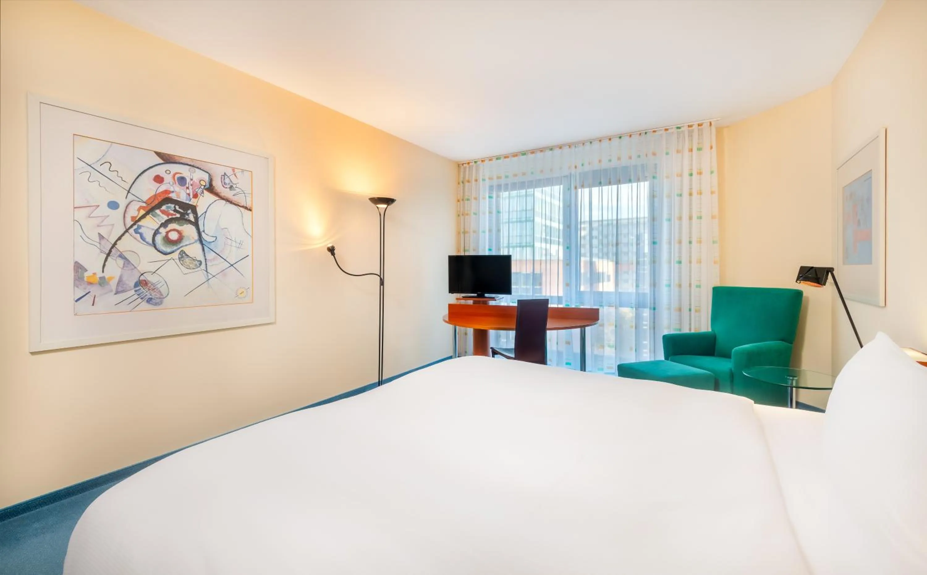 Photo of the whole room, Bed in Radisson Blu Fürst Leopold Hotel