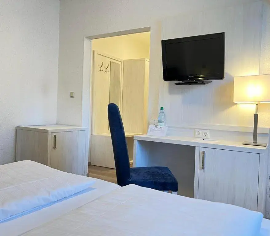 Double Room with Private Bathroom in Haus zur Heimat Double Room with Private Bathroom in Haus zur Heimat