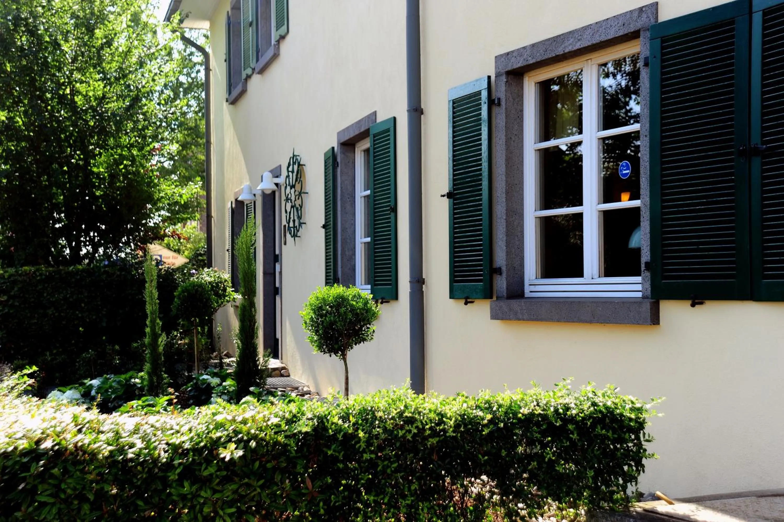 Property building in Hotel Pontivy