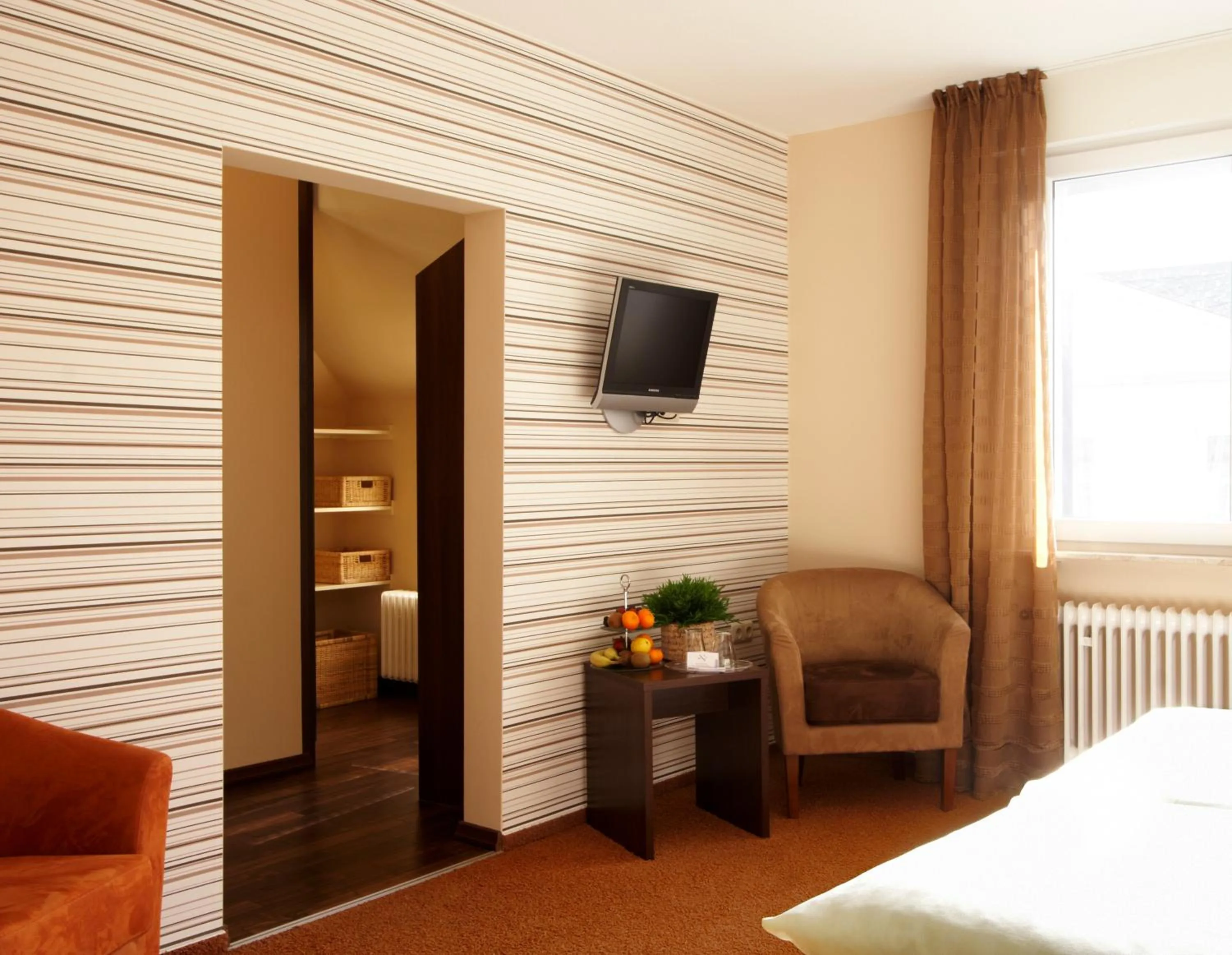 TV and multimedia, Bed in Hotel Zum Bären