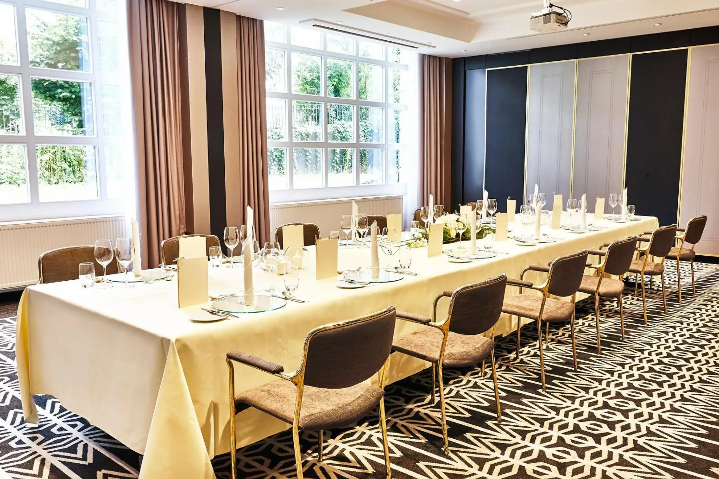 Meeting/conference room in Steigenberger Hotel Bad Homburg Meeting/conference room in Steigenberger Hotel Bad Homburg