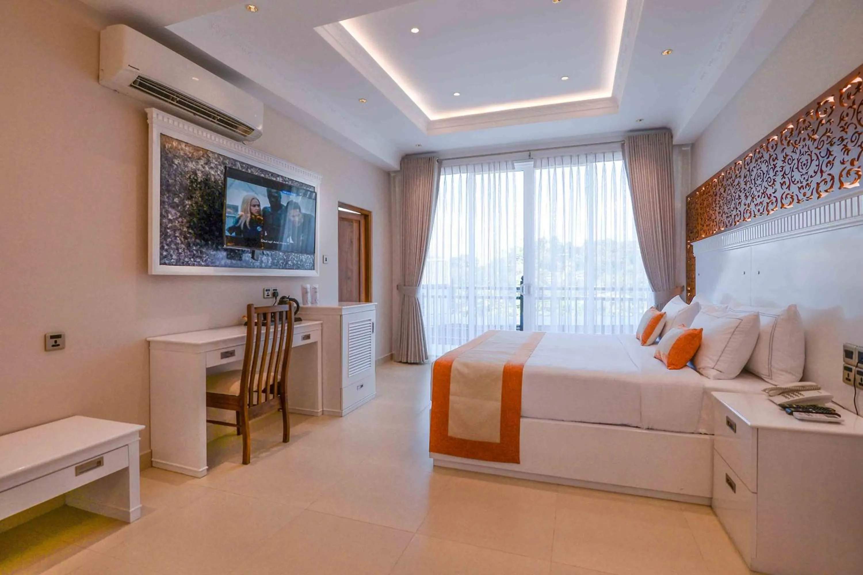 Decorative detail, Bed in Kandy Hills