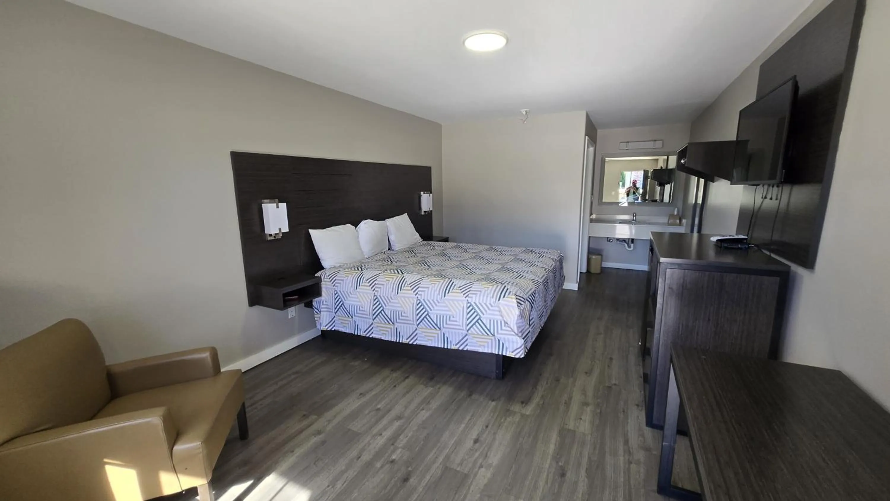 Bedroom, Bed in Deerfield Inn by OYO McComb I-55