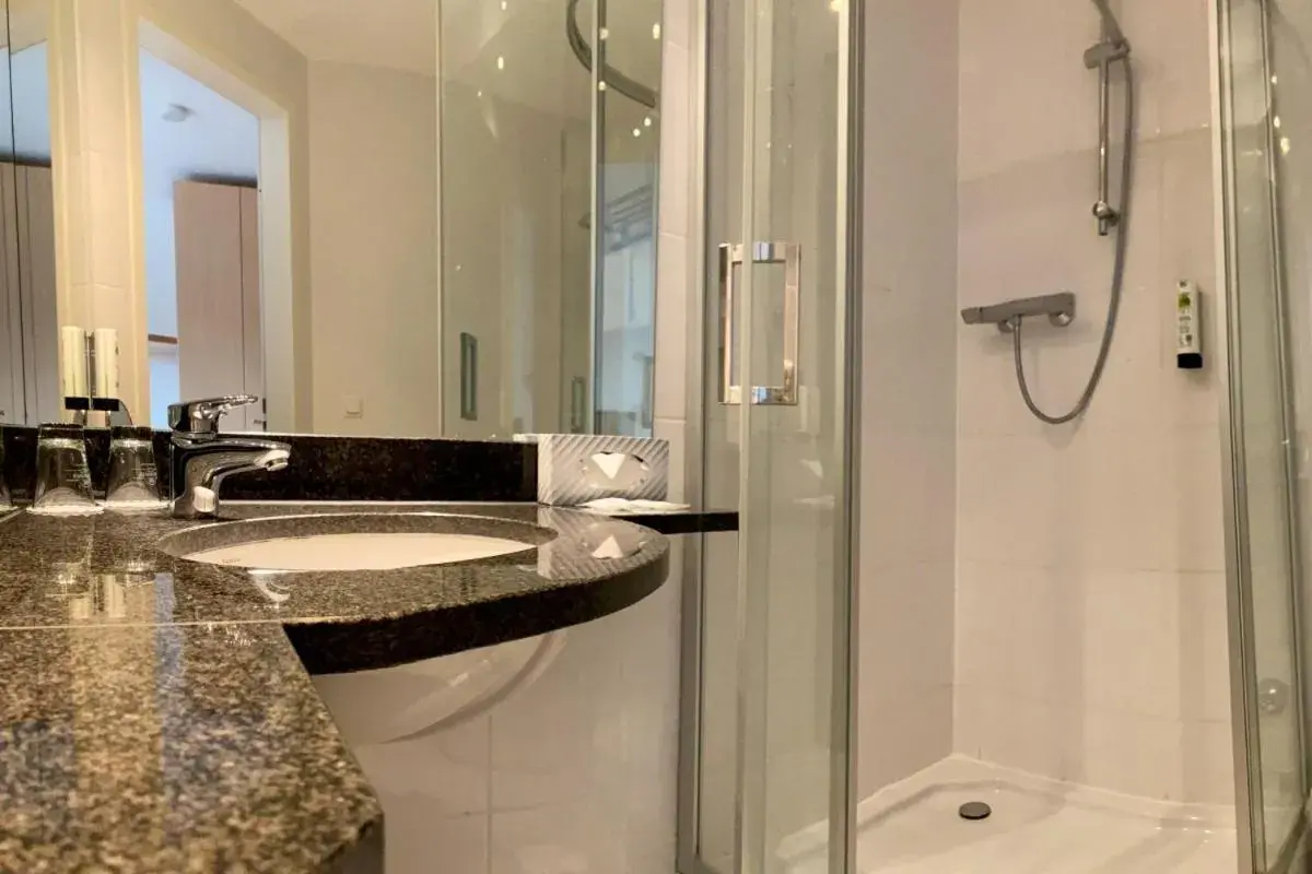 Superior Single Room with Lake View - single occupancy in Gut Gremmelin Superior Single Room with Lake View - single occupancy in Gut Gremmelin