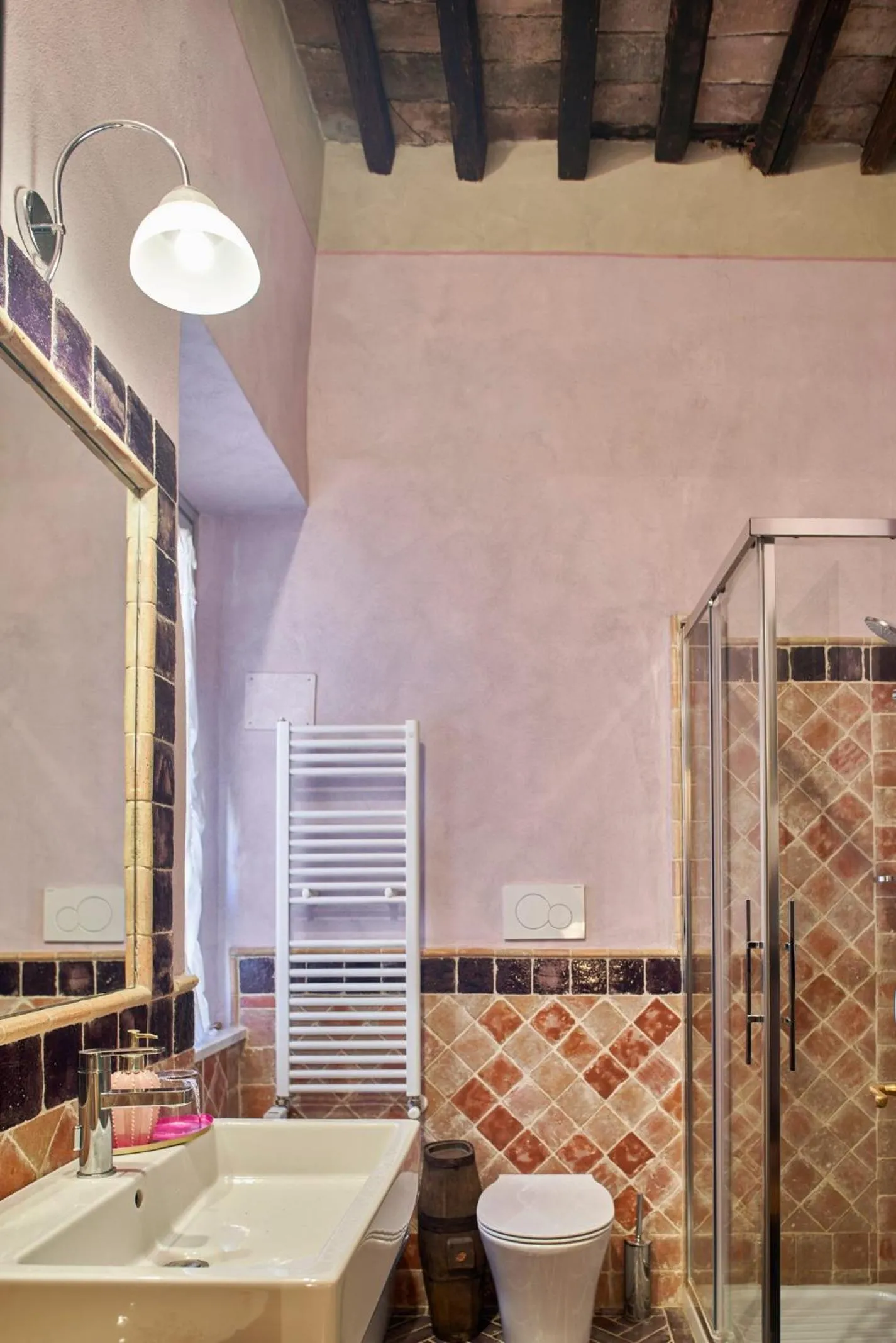Bathroom in Alla Scala 1746