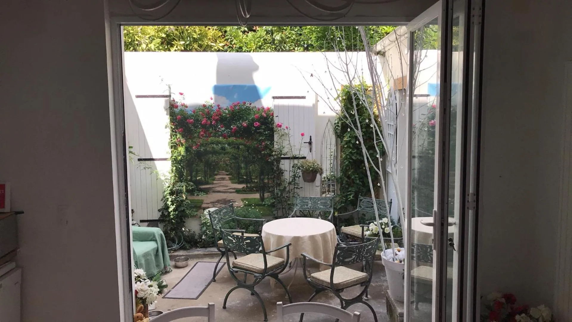 Patio in Le 31 B&B Amboise Centre