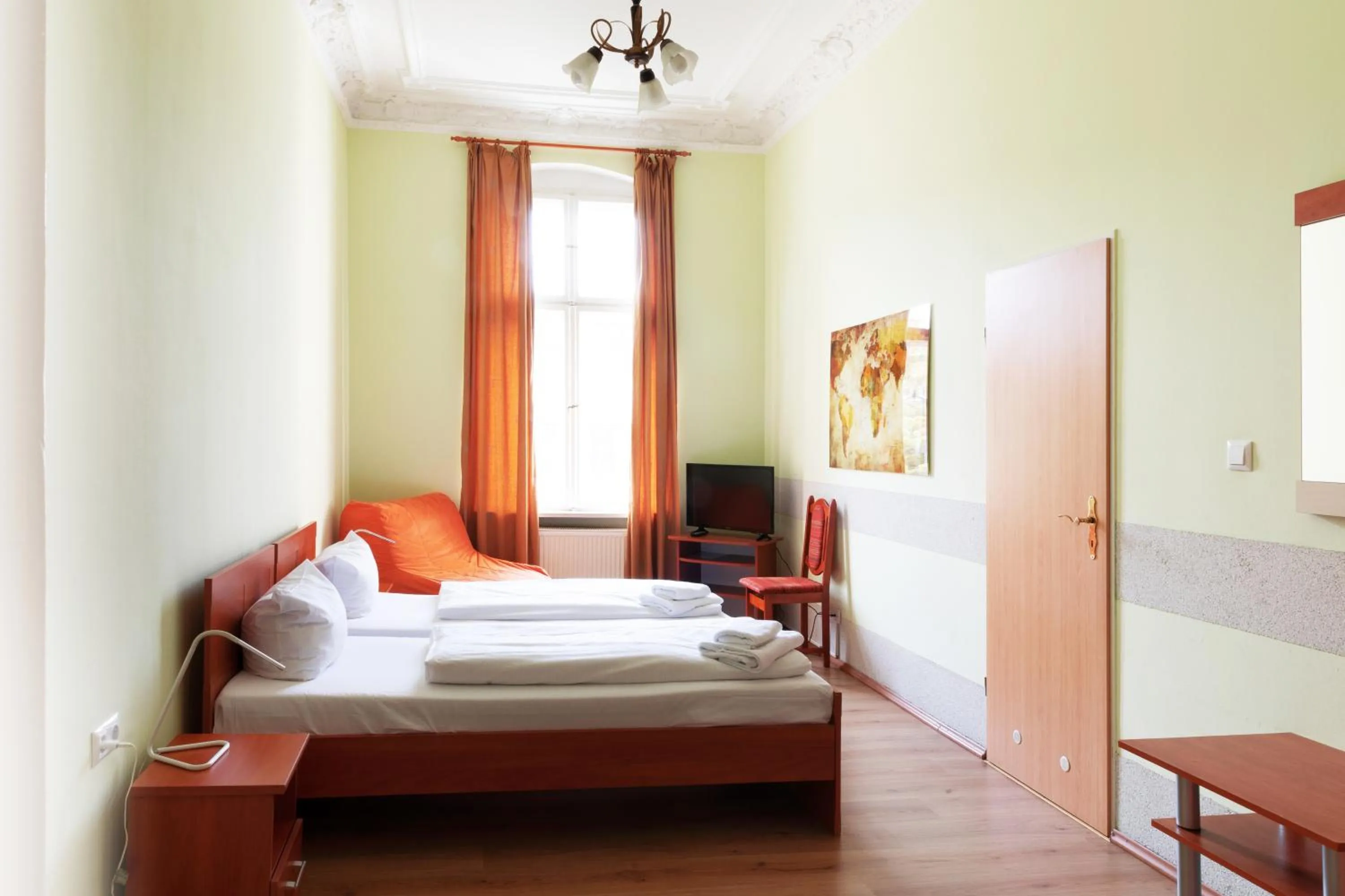 Bed in Hotel Eden am Zoo