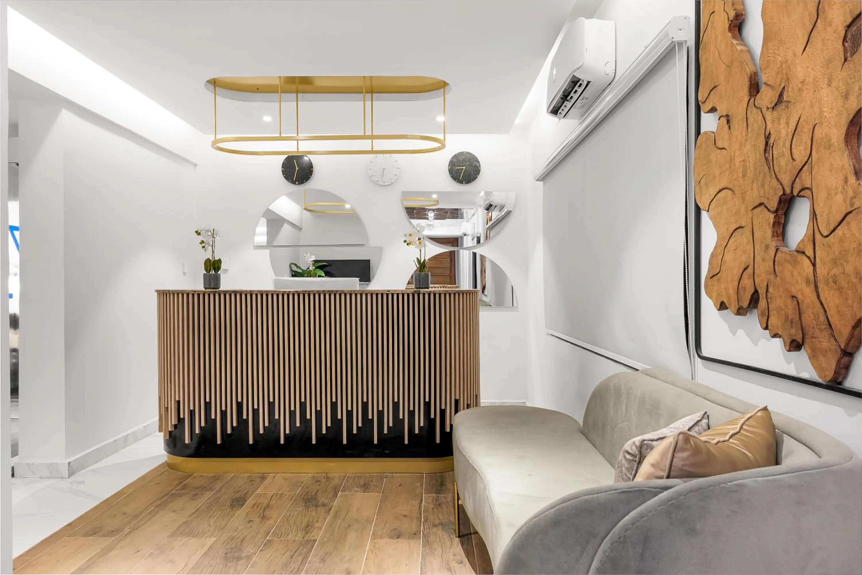 Lobby or reception in Villa Monument Hotel