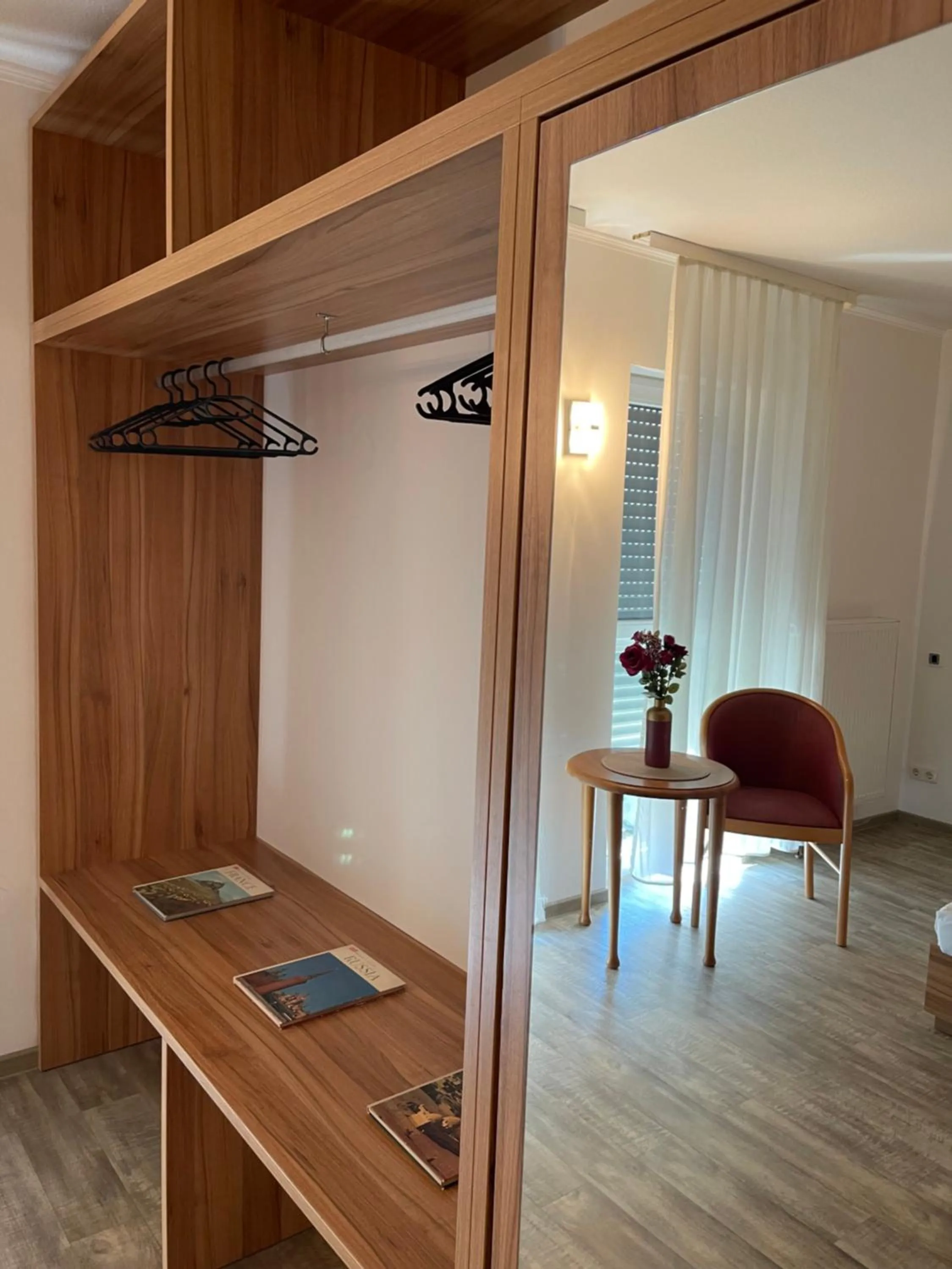 wardrobe in Eurotel am Main
