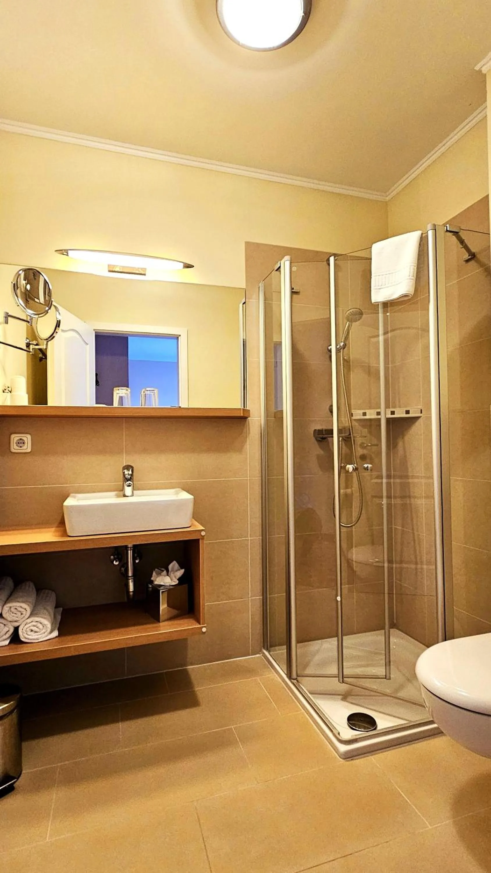 Bathroom in Hotel Godewind