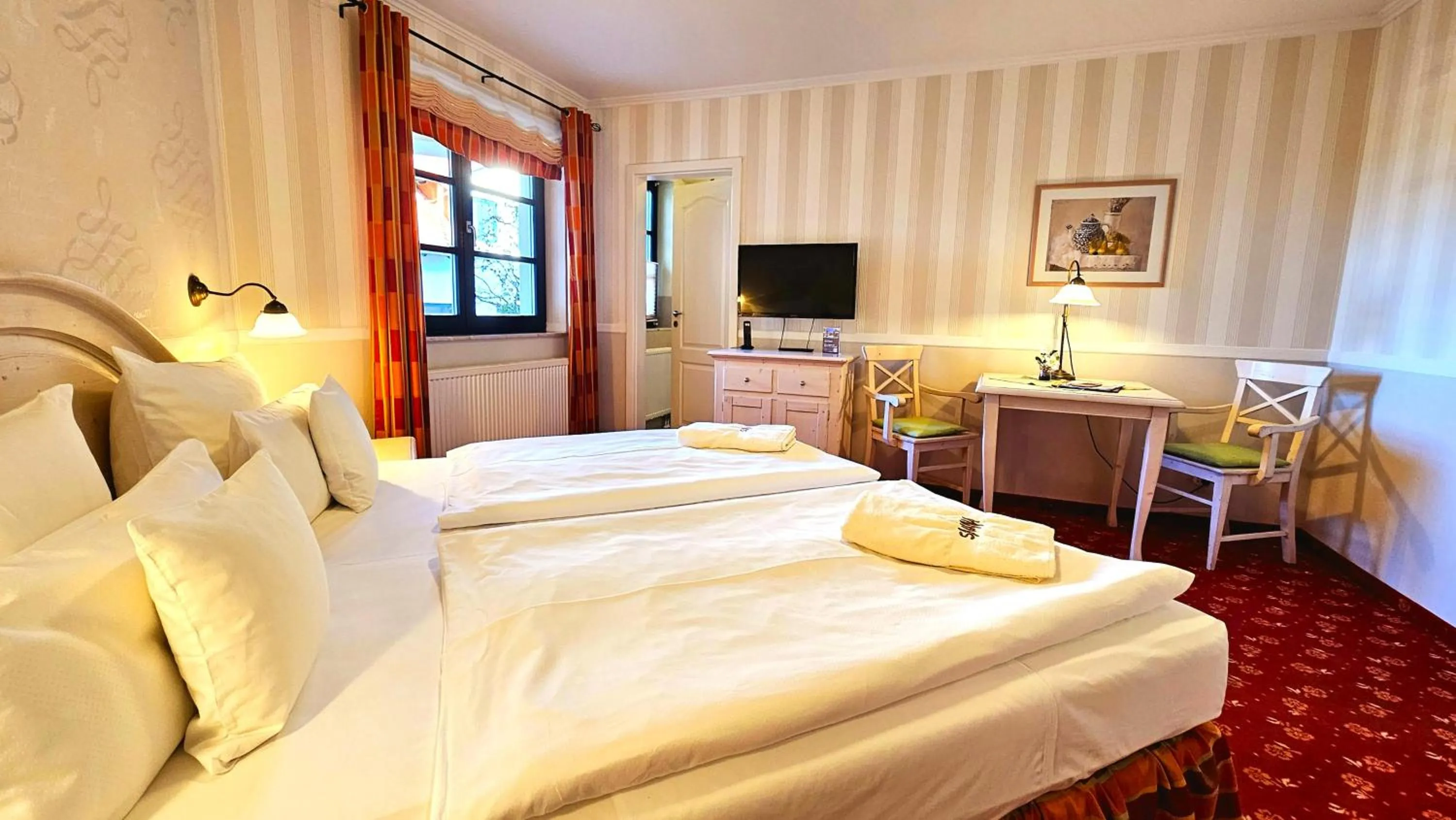 Photo of the whole room, Bed in Hotel Godewind