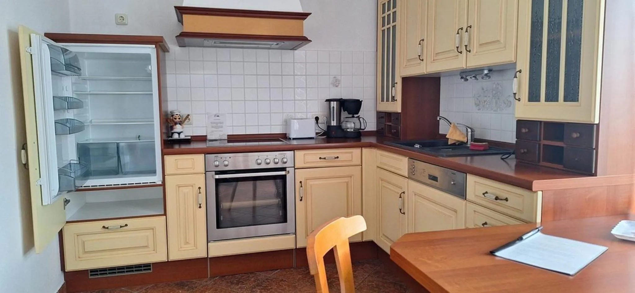 kitchen in Hotel Boizenburger Hof