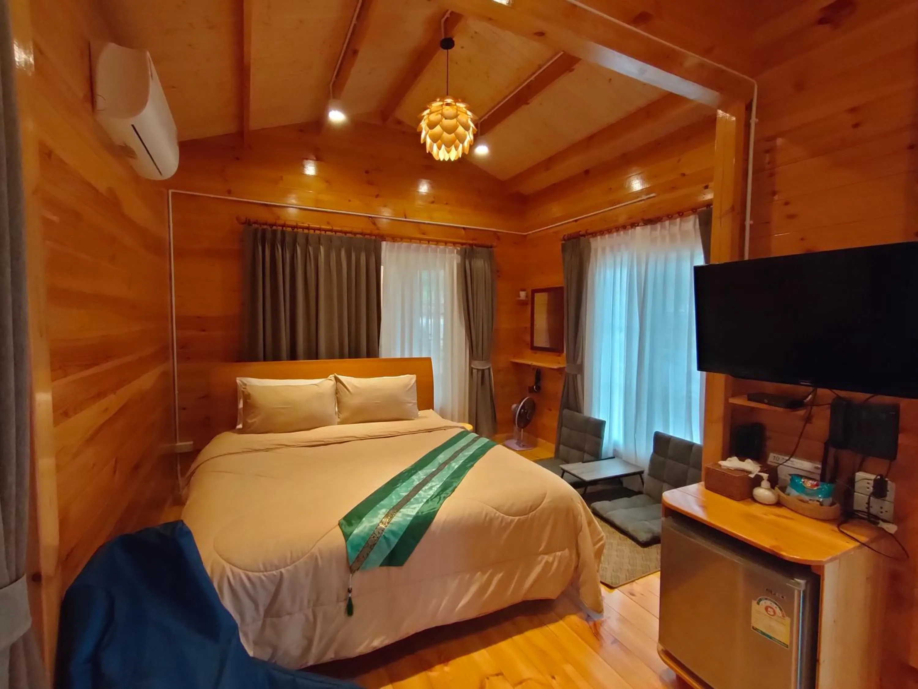 Bed in Soundless Resort