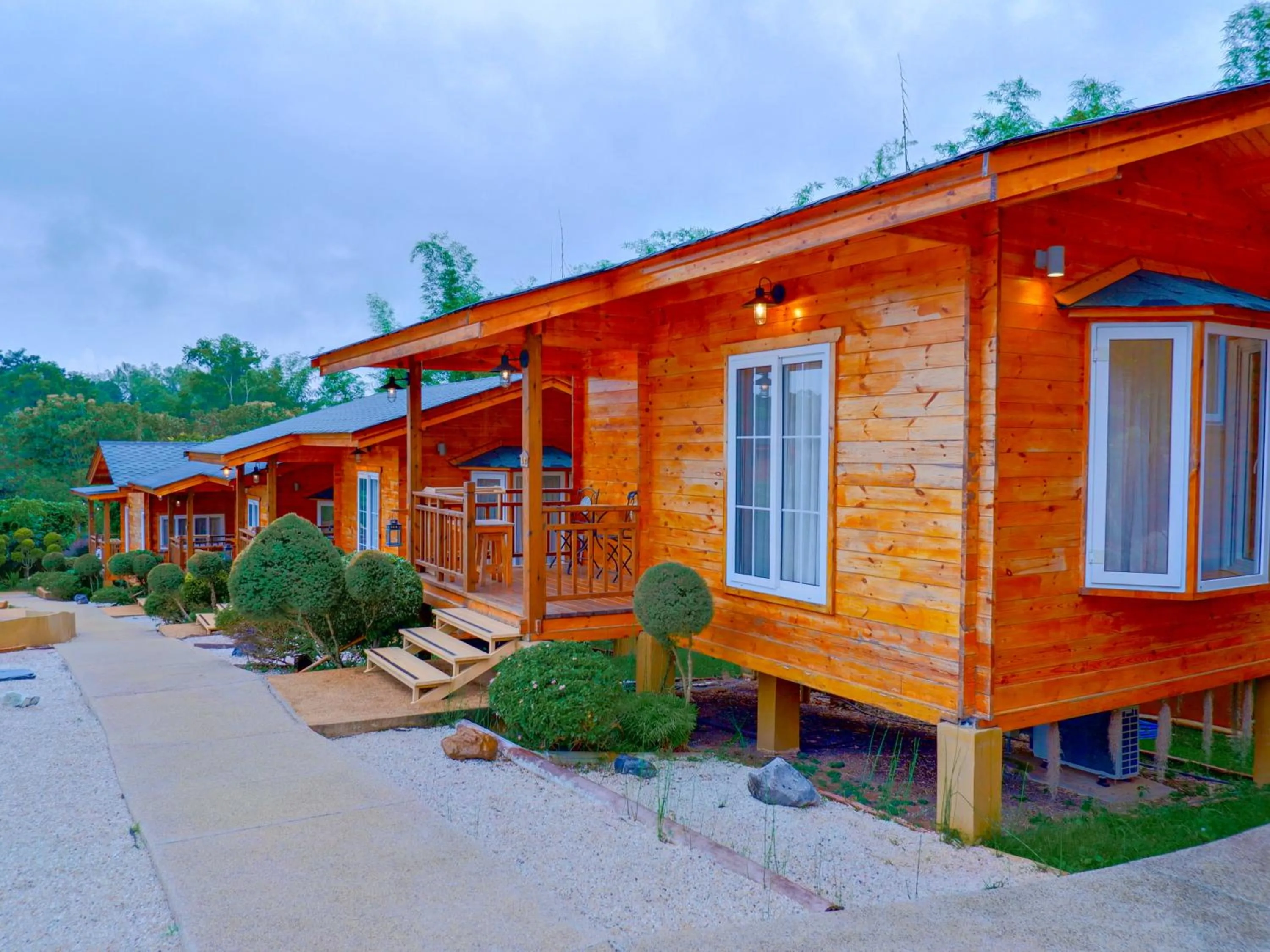 Soundless Resort