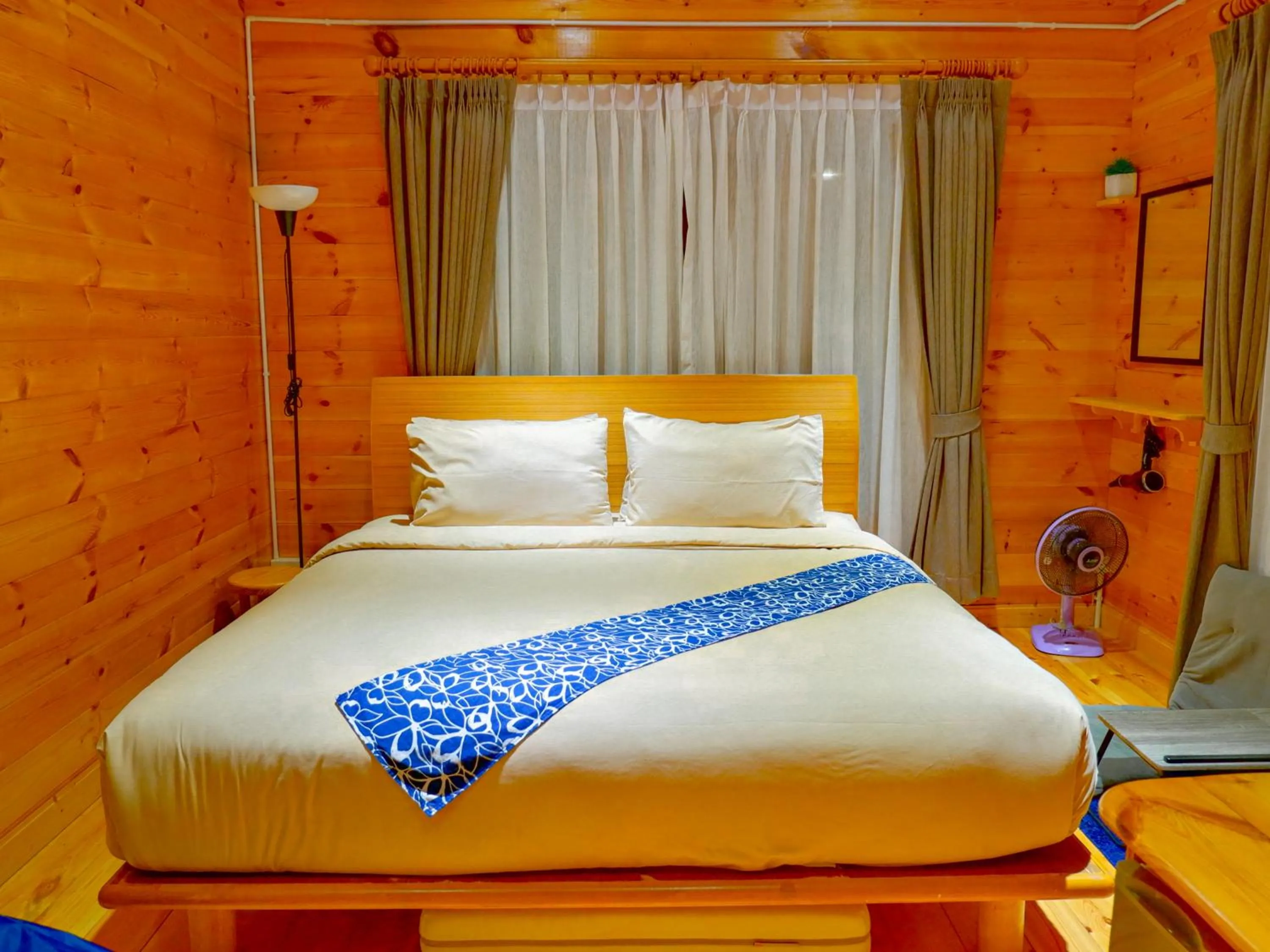 Bed in Soundless Resort