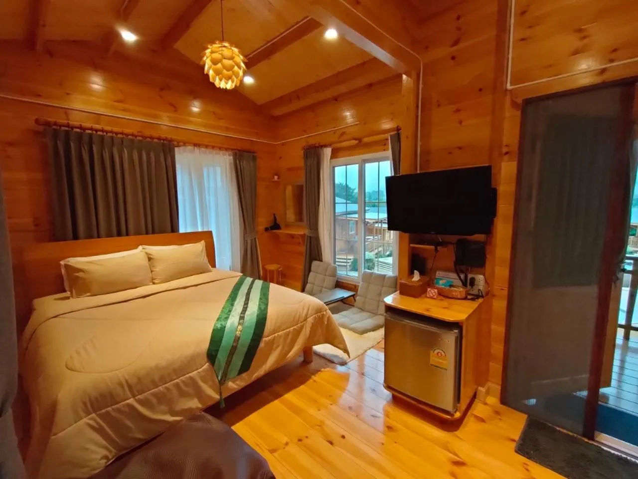 Photo of the whole room in Soundless Resort