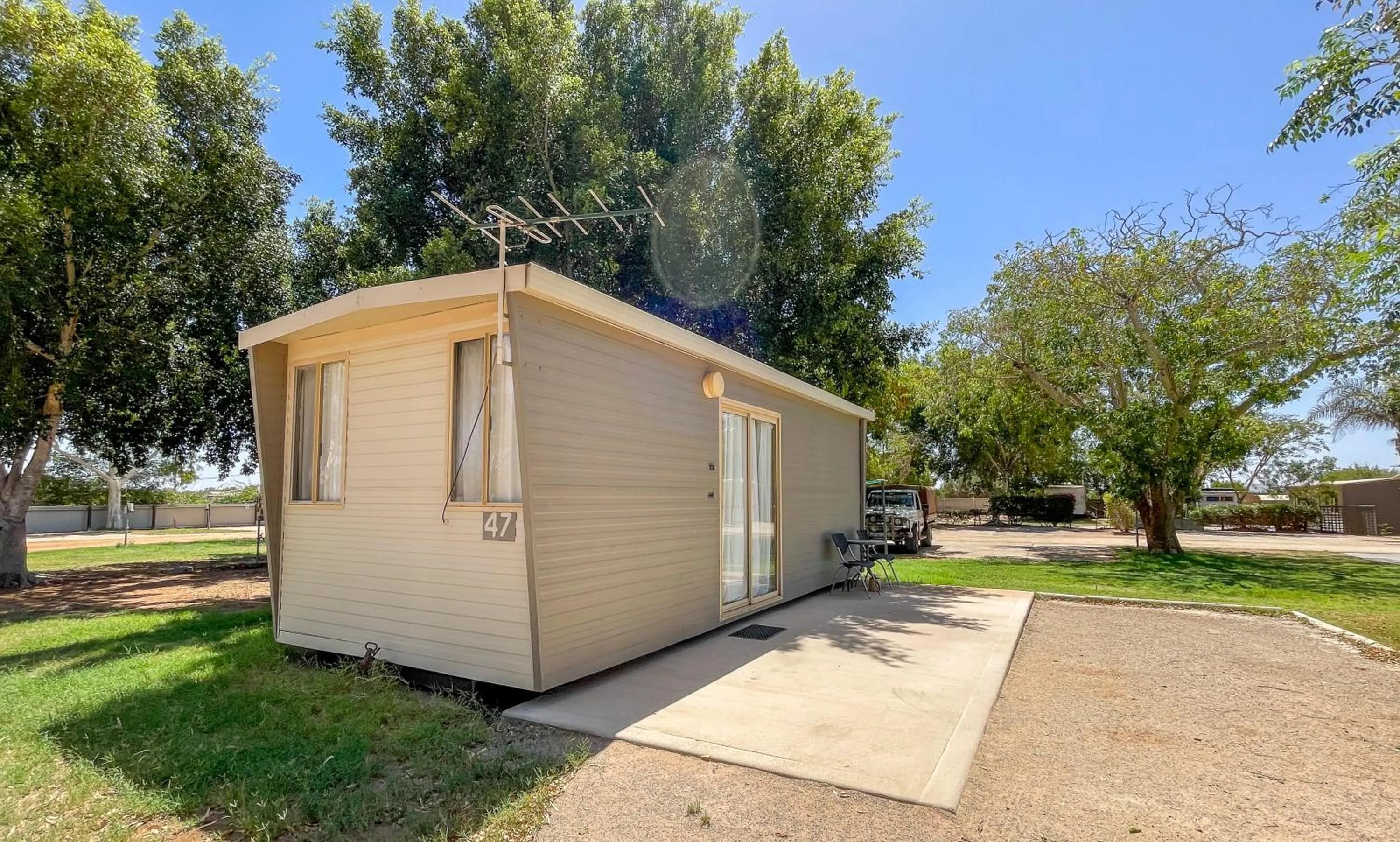 Property building in Capricorn Holiday Park