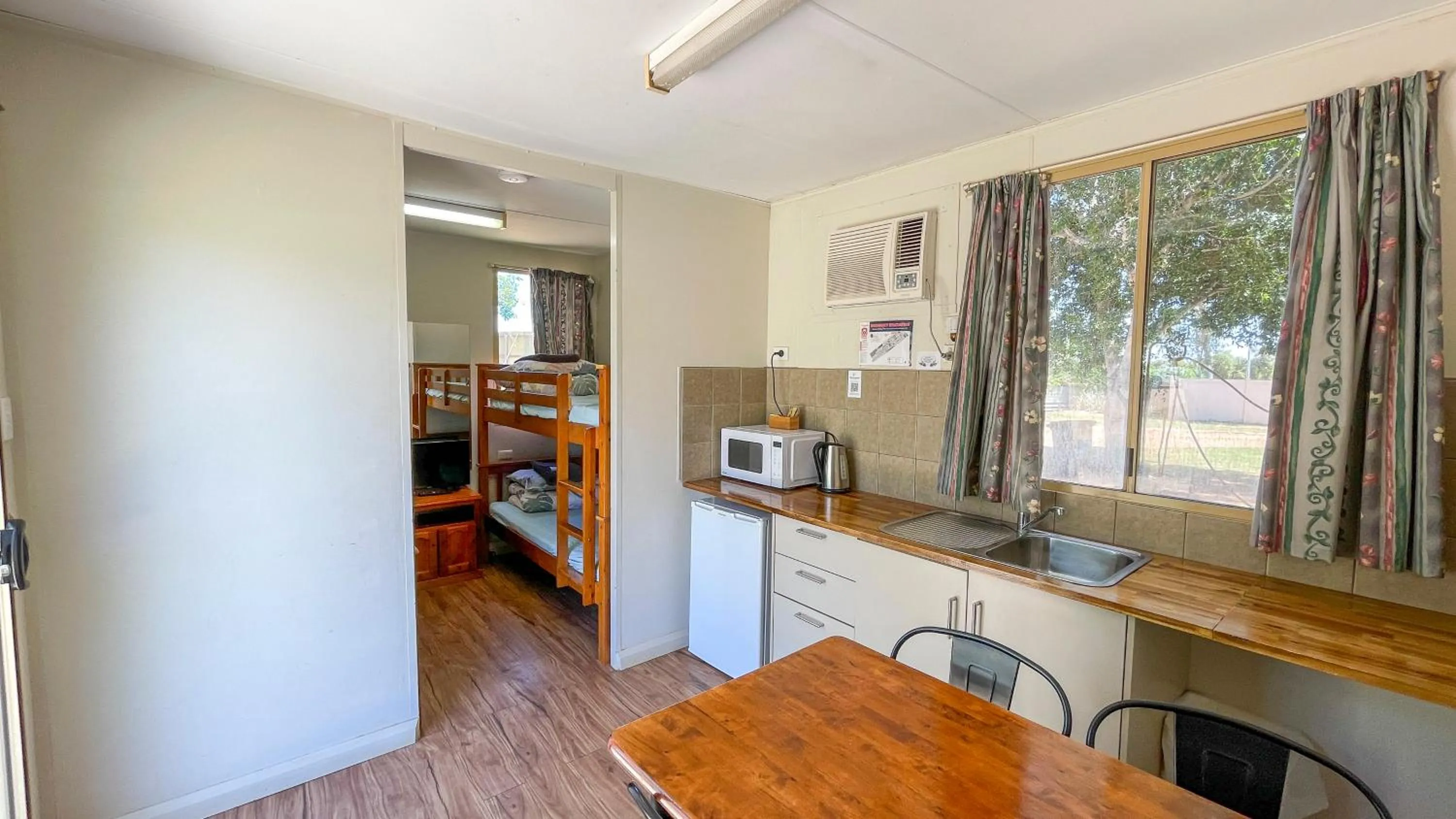 Kitchen or kitchenette in Capricorn Holiday Park