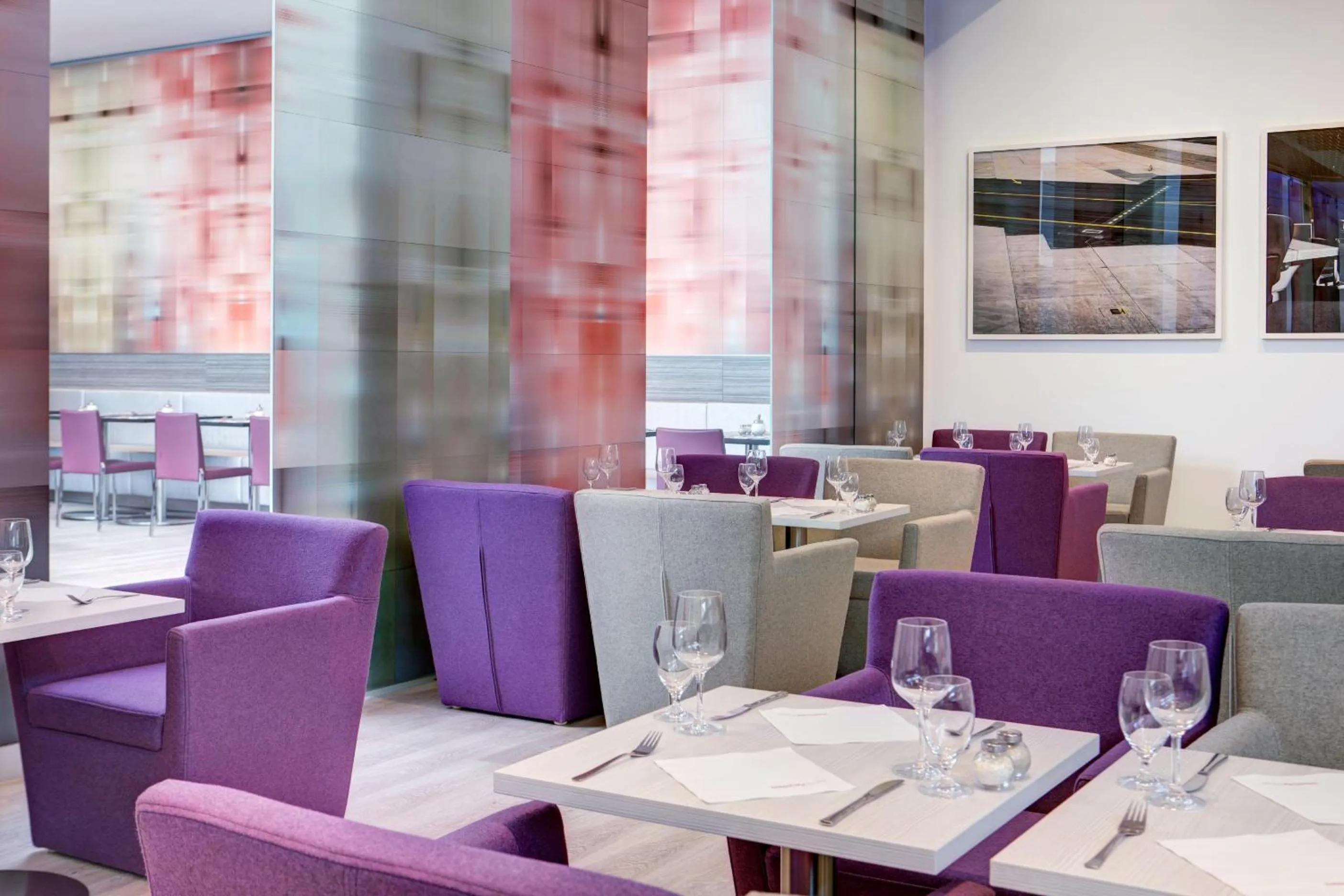 Restaurant/places to eat in IntercityHotel Frankfurt Airport