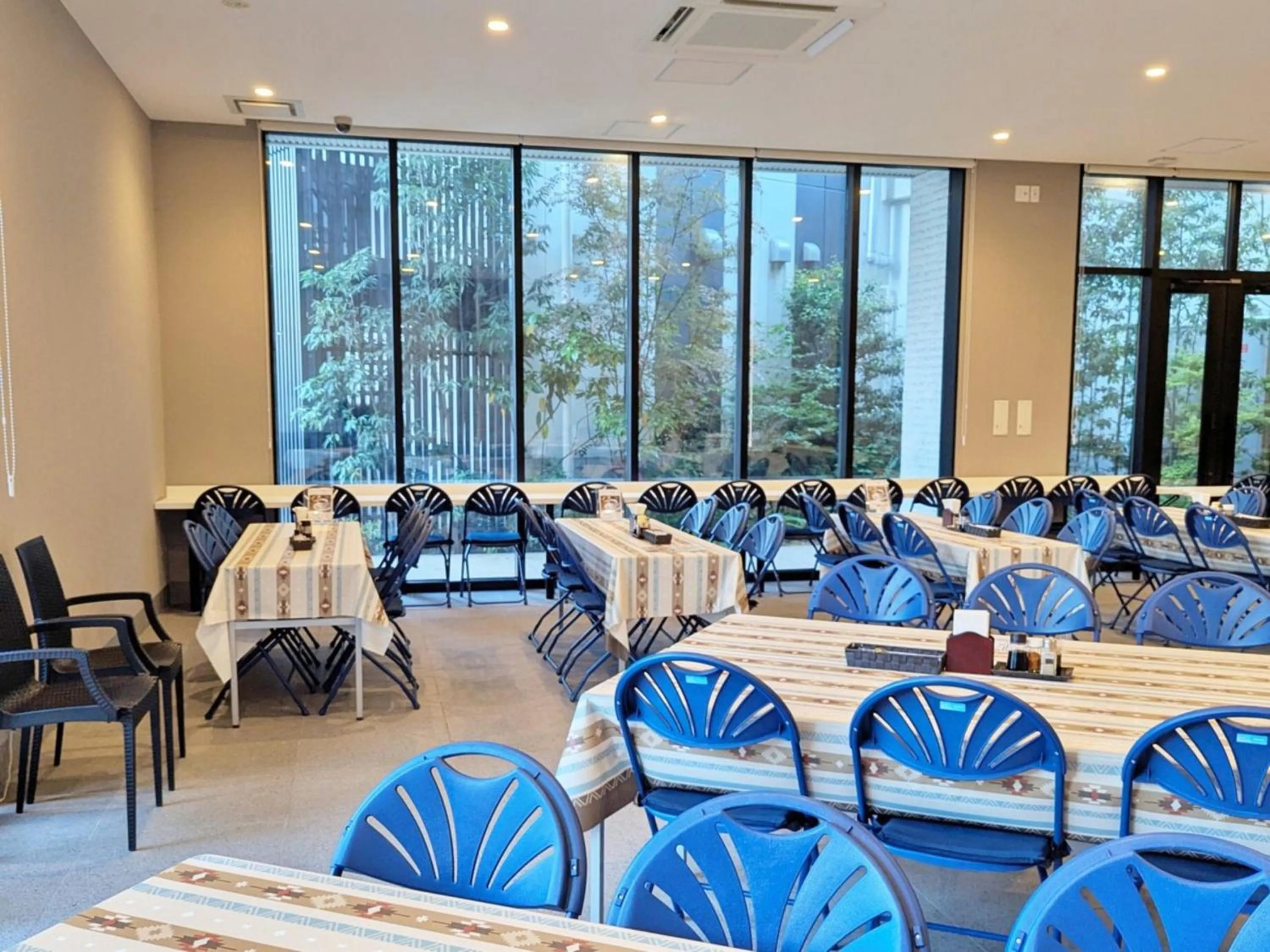 Restaurant/places to eat in Bande Hotel Tenpozan Higashi