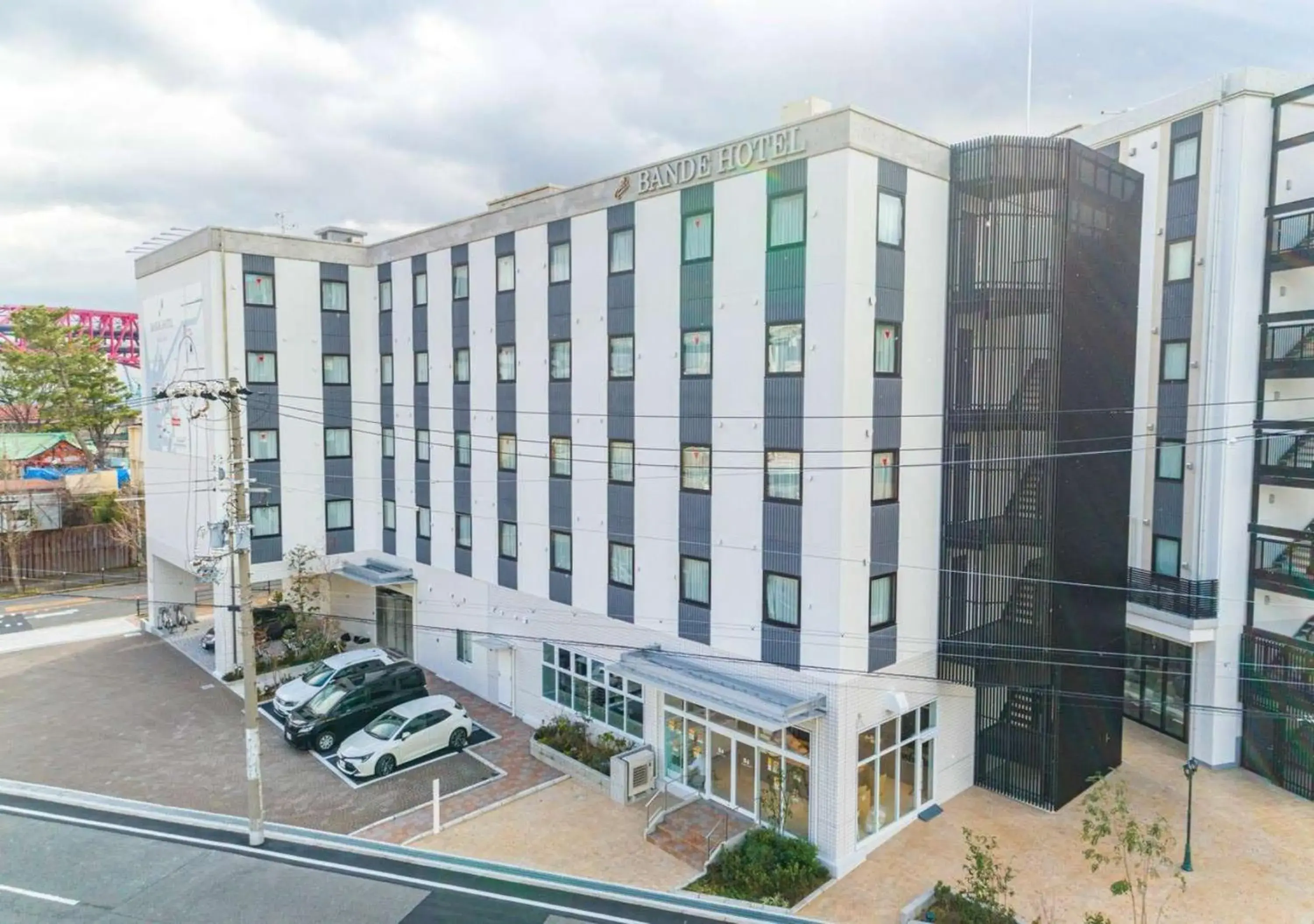 Property building in Bande Hotel Tenpozan Higashi Property building in Bande Hotel Tenpozan Higashi