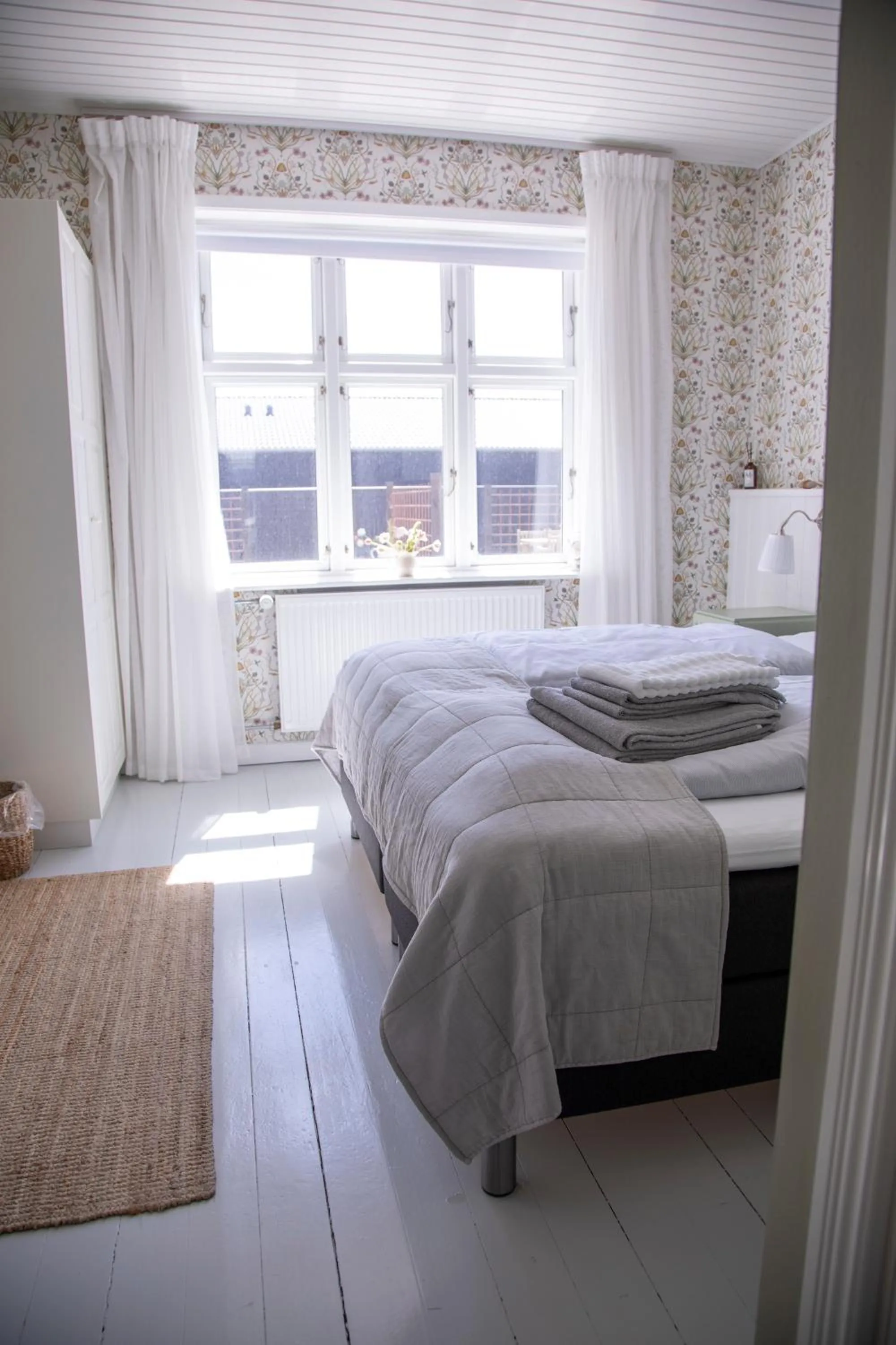 Bedroom, Bed in Kallehavegaard Badehotel