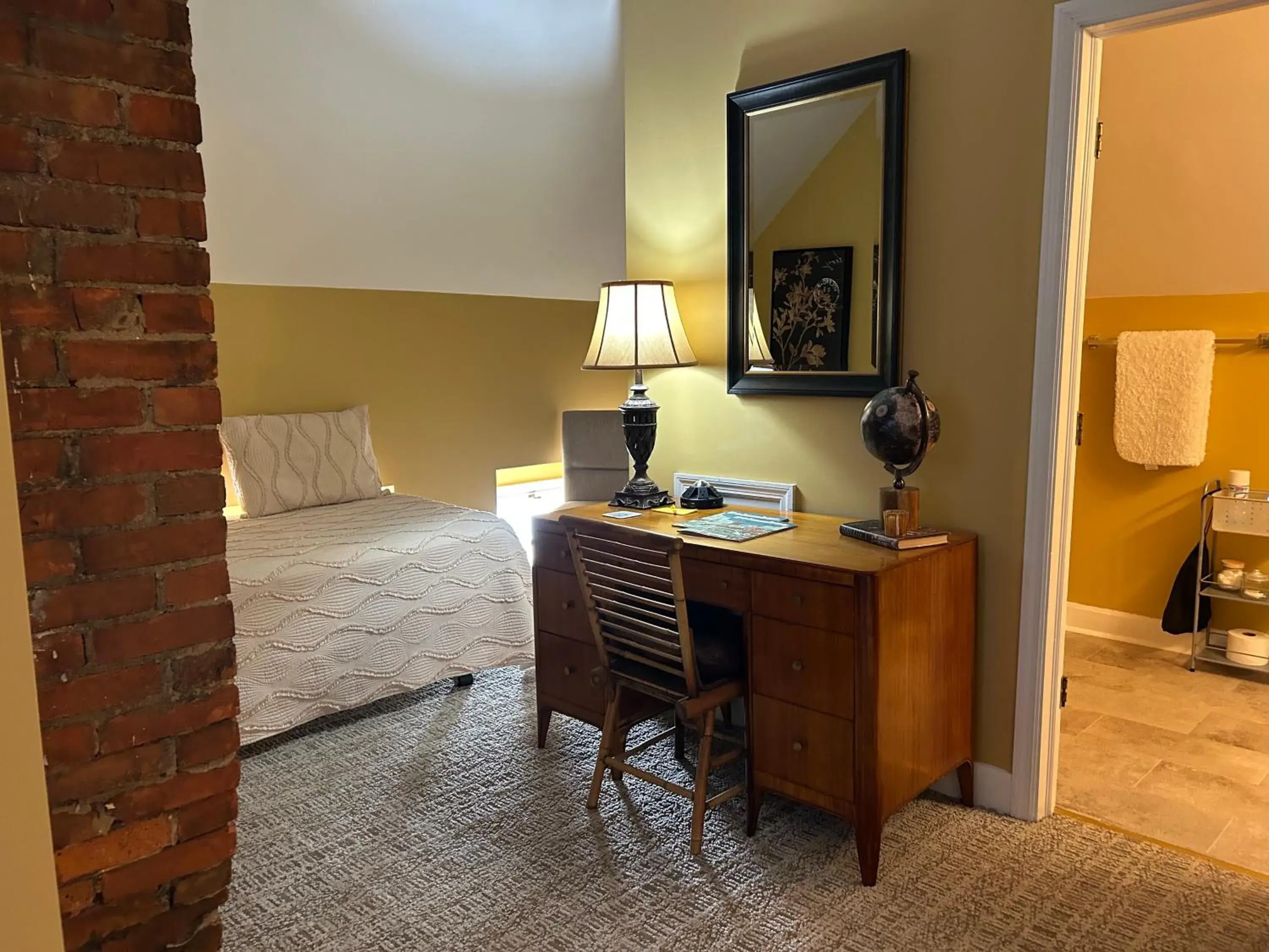 Bedroom, Bed in 50 Lincoln Short North Bed & Breakfast Bedroom, Bed in 50 Lincoln Short North Bed & Breakfast