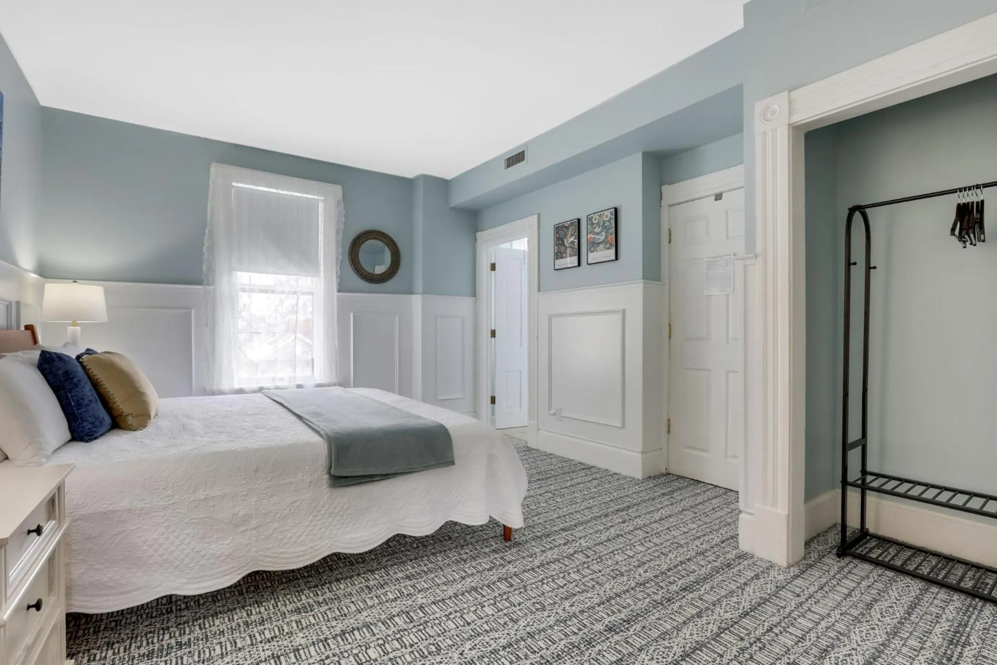 Bedroom, Bed in 50 Lincoln Short North Bed & Breakfast