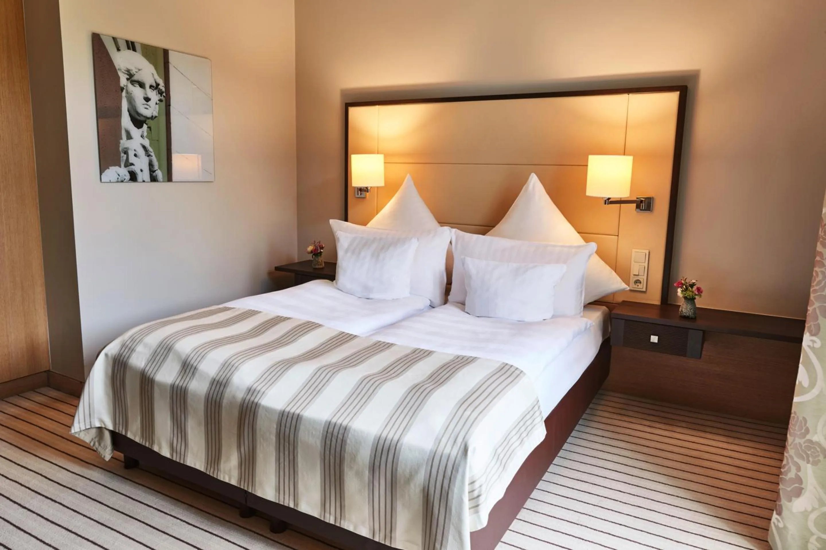 Bed in Steigenberger Hotel Bad Neuenahr