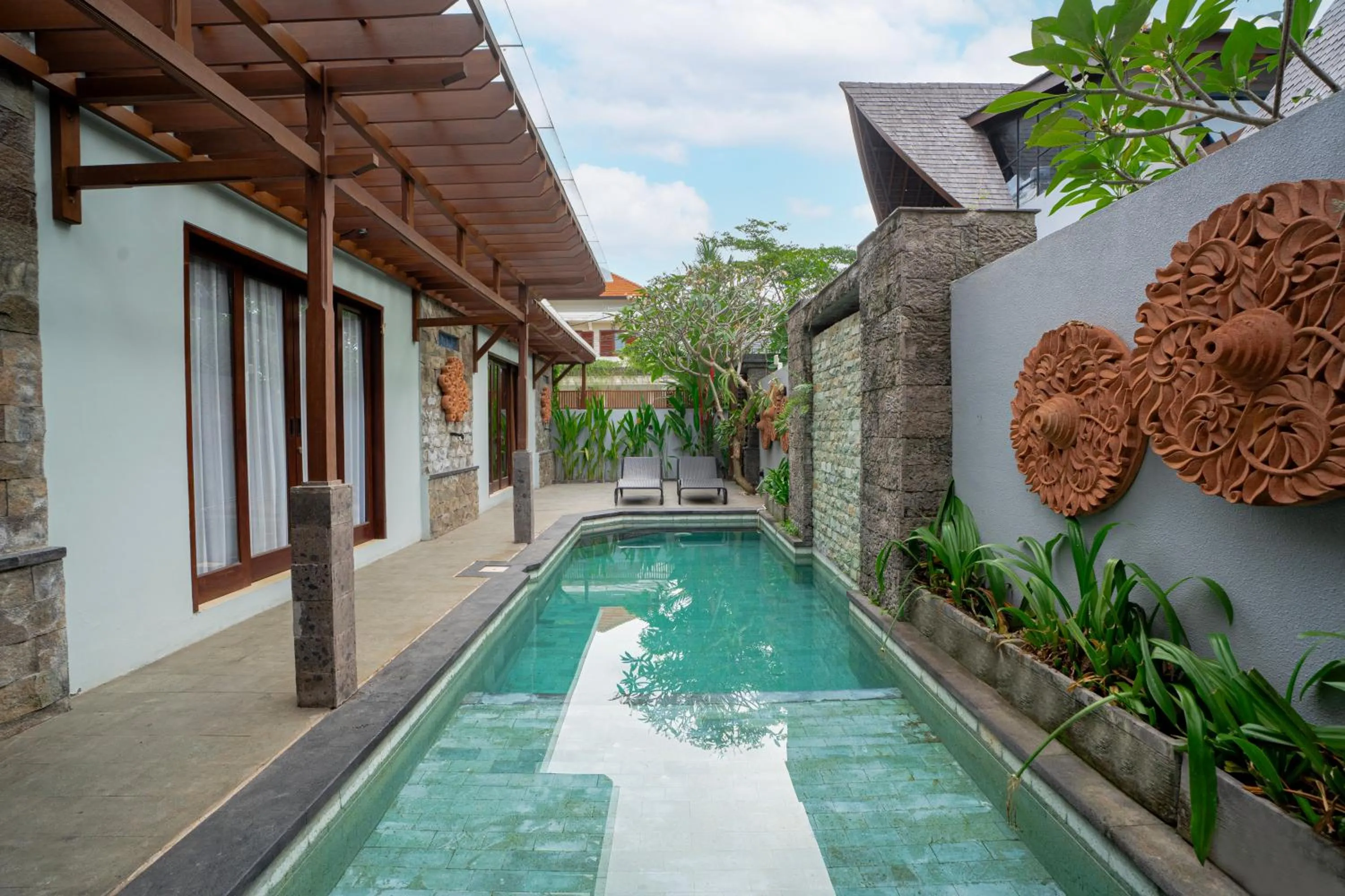 Swimming pool in Kusuma Living and Villa Seminyak
