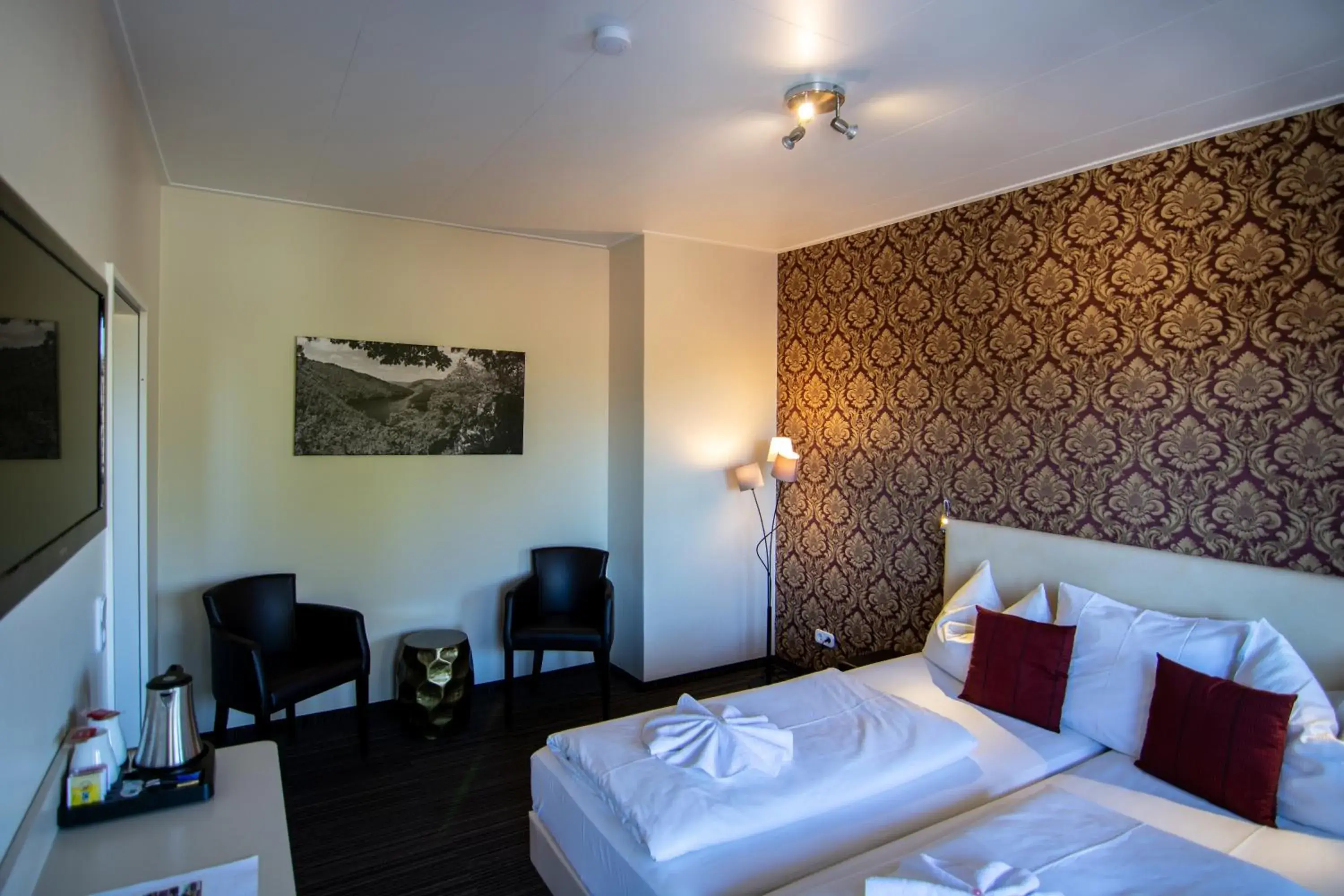 Comfort Plus Double Room in Hotel De Lange Man Monschau Eifel Comfort Plus Double Room in Hotel De Lange Man Monschau Eifel