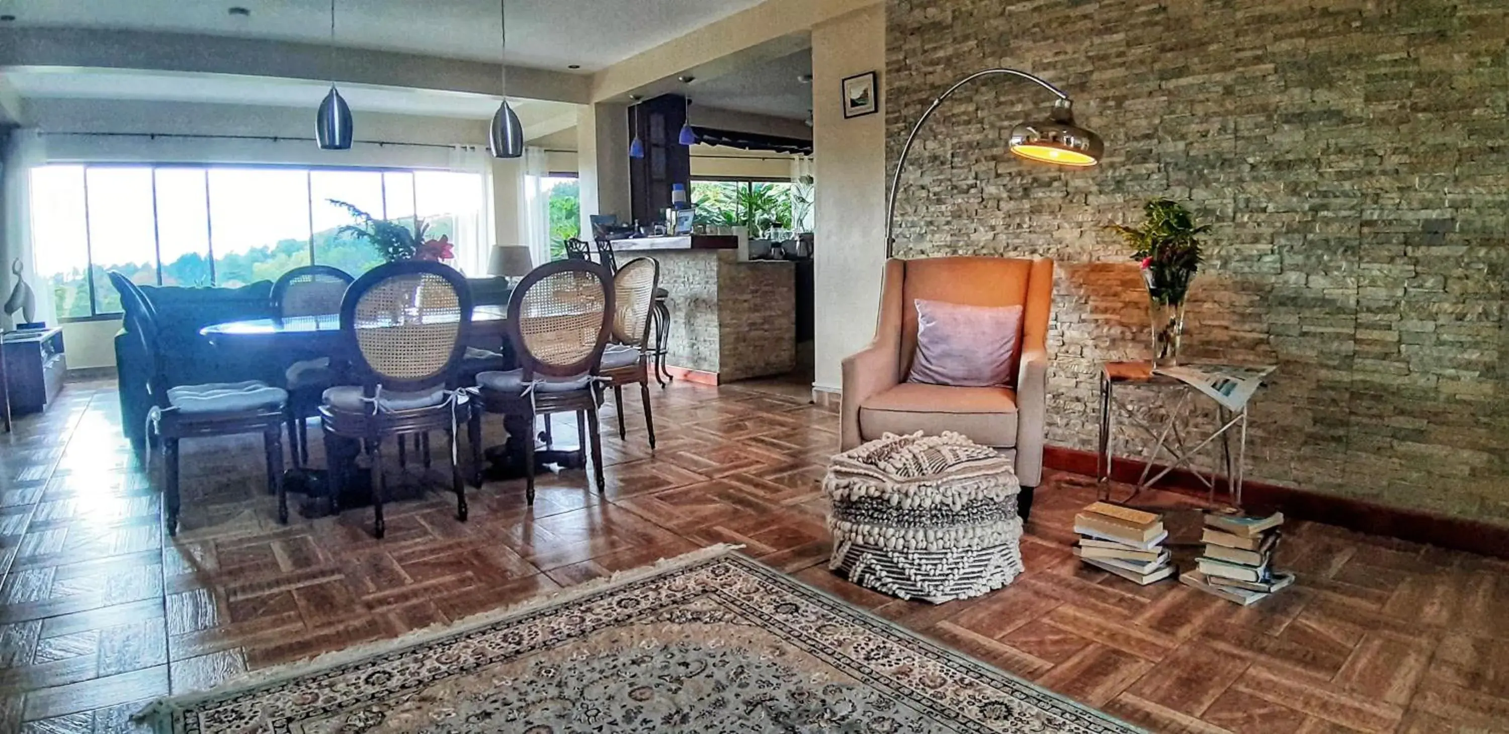 Family Room with Private Bathroom in Villa Alejandro Family Room with Private Bathroom in Villa Alejandro