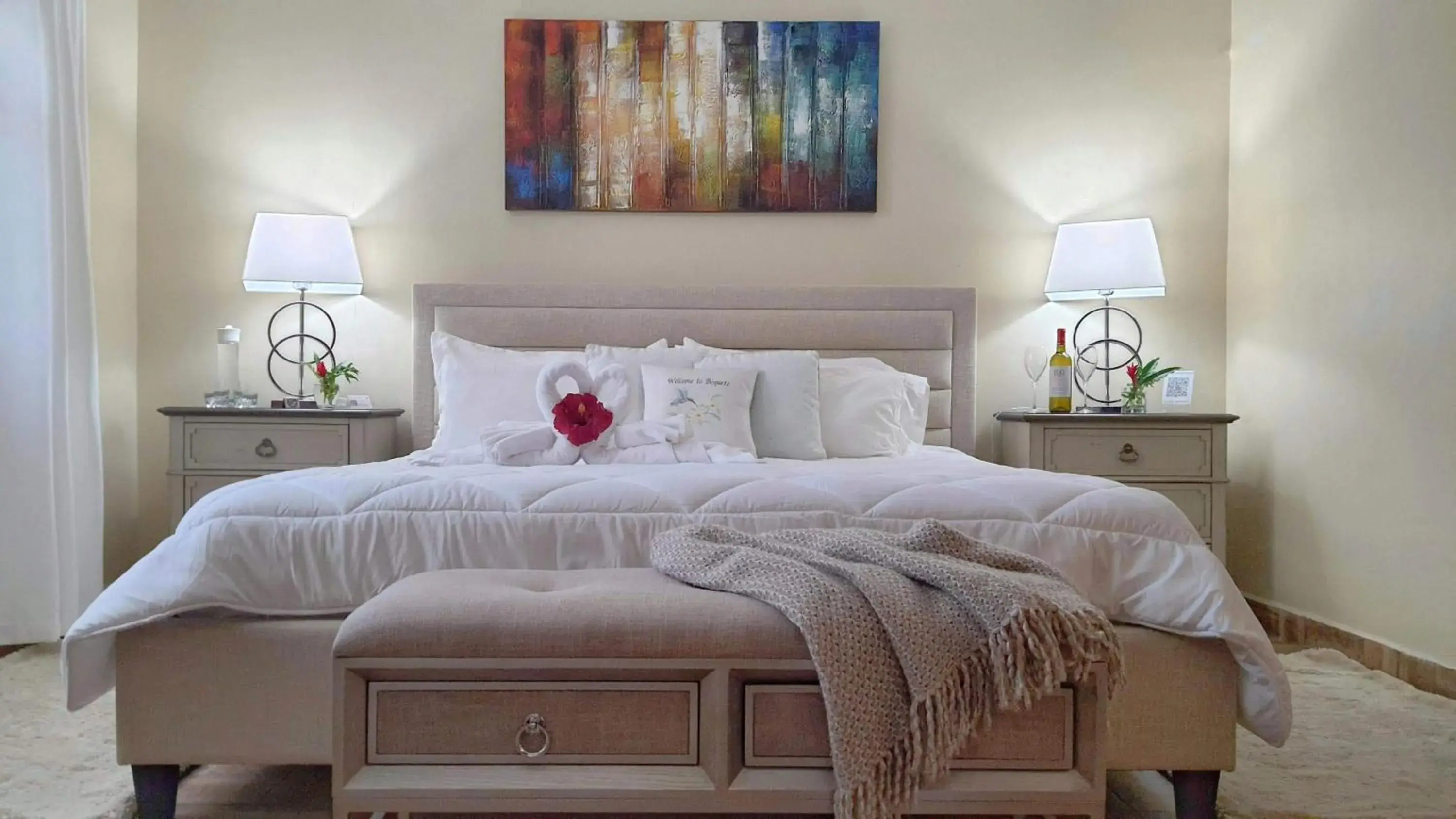 Deluxe King Room in Villa Alejandro Deluxe King Room in Villa Alejandro