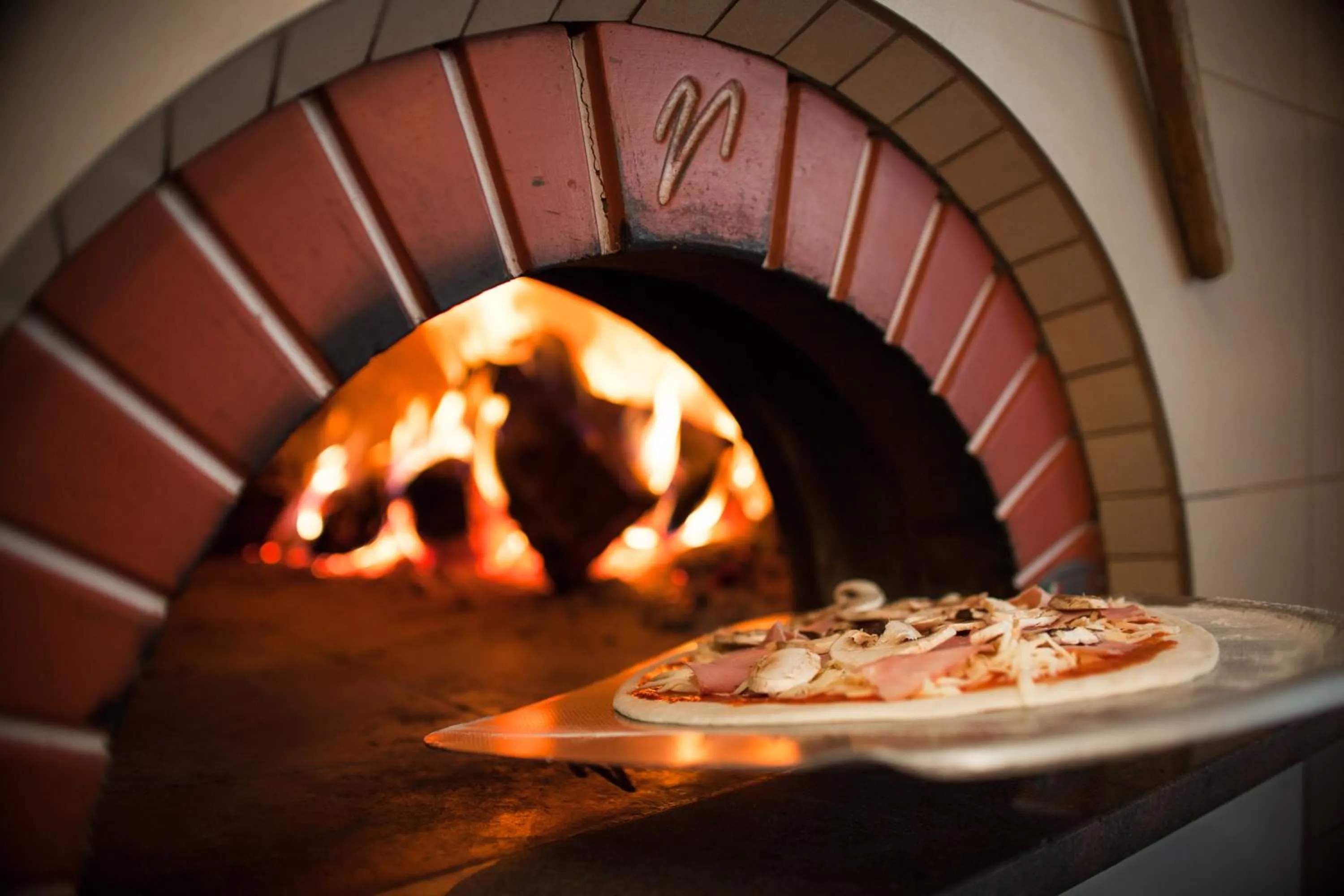 Restaurant/places to eat in Landhotel Altes Zollhaus